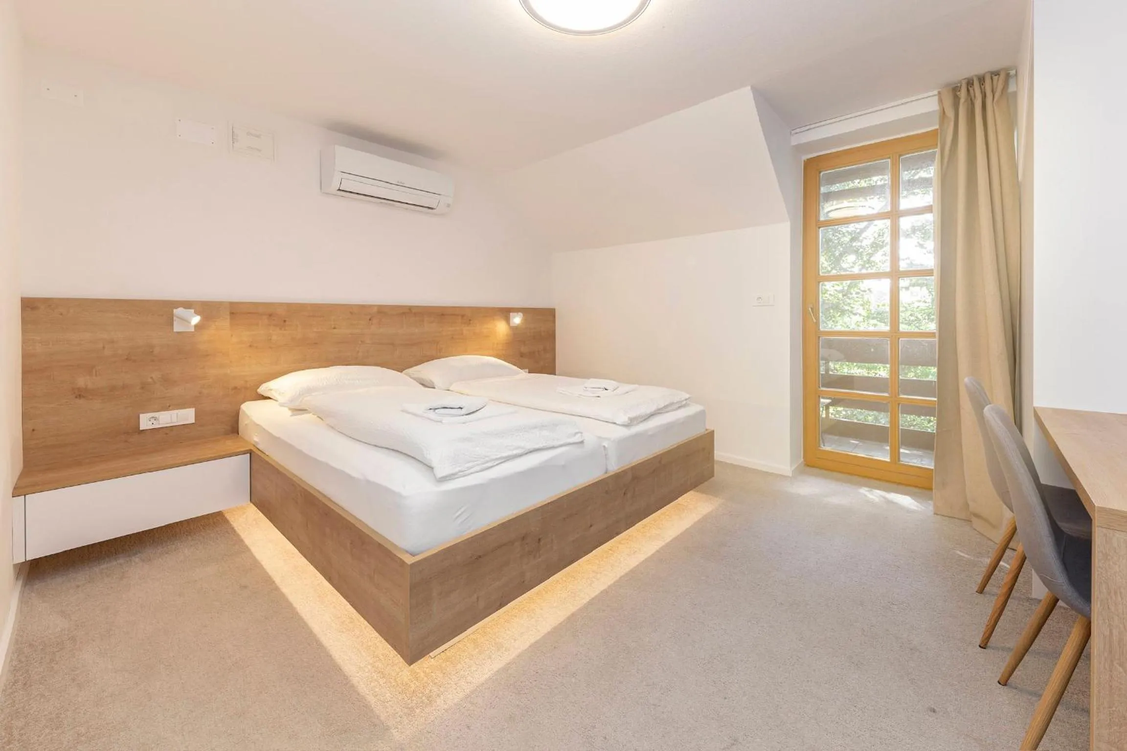 Bed in Gostilna Logar