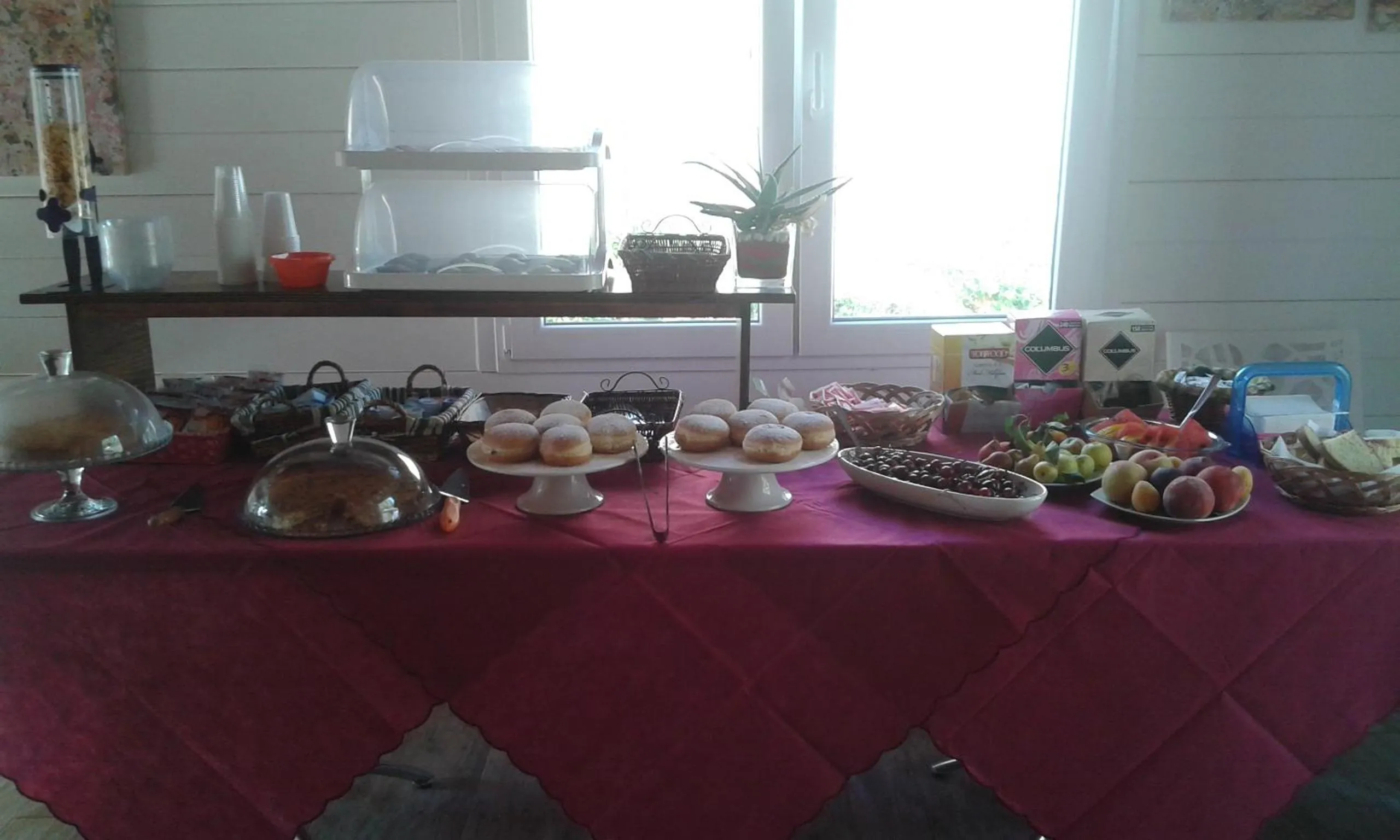 Buffet breakfast in Villa Ghetta Country House