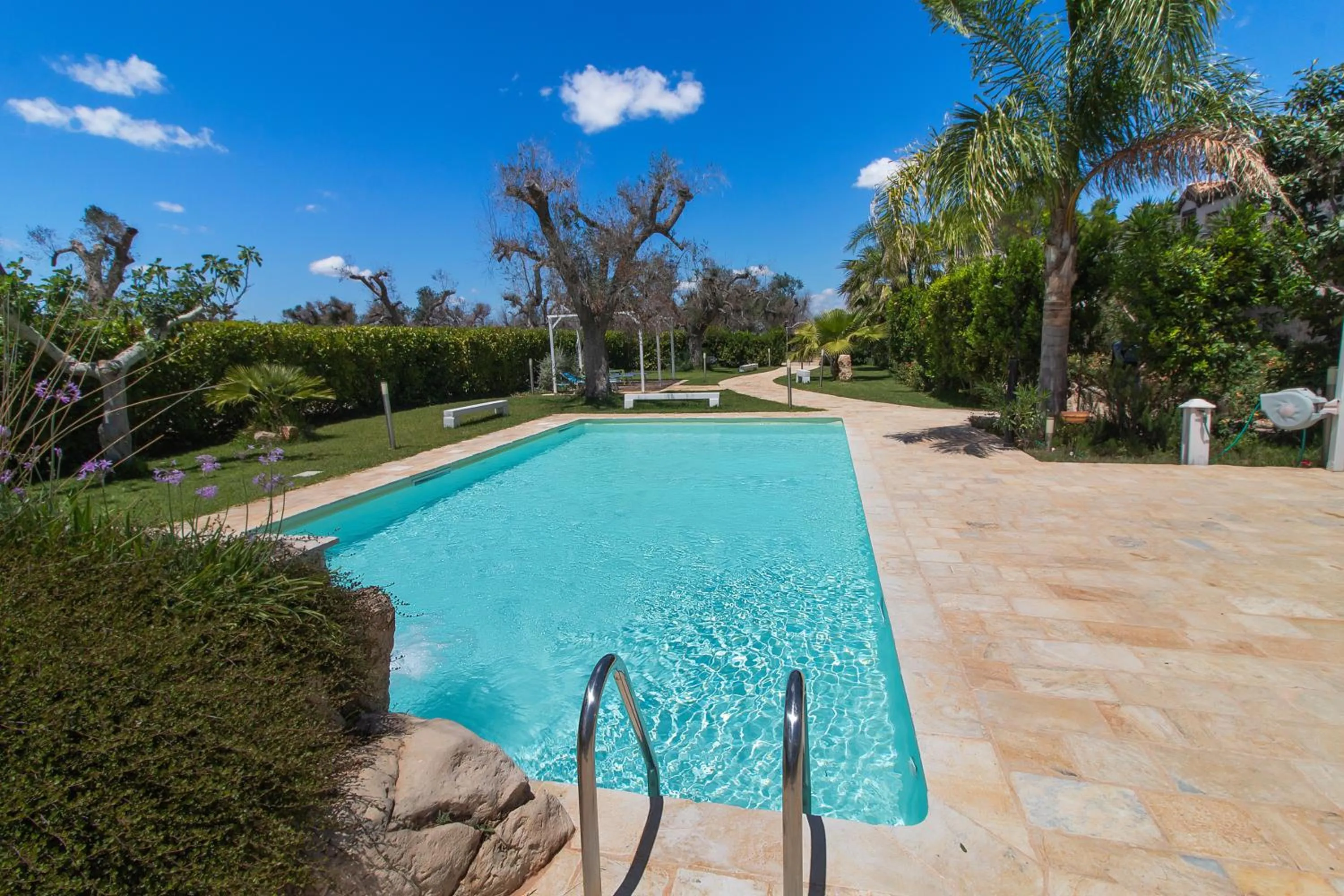 Garden view in Villa Ghetta Country House
