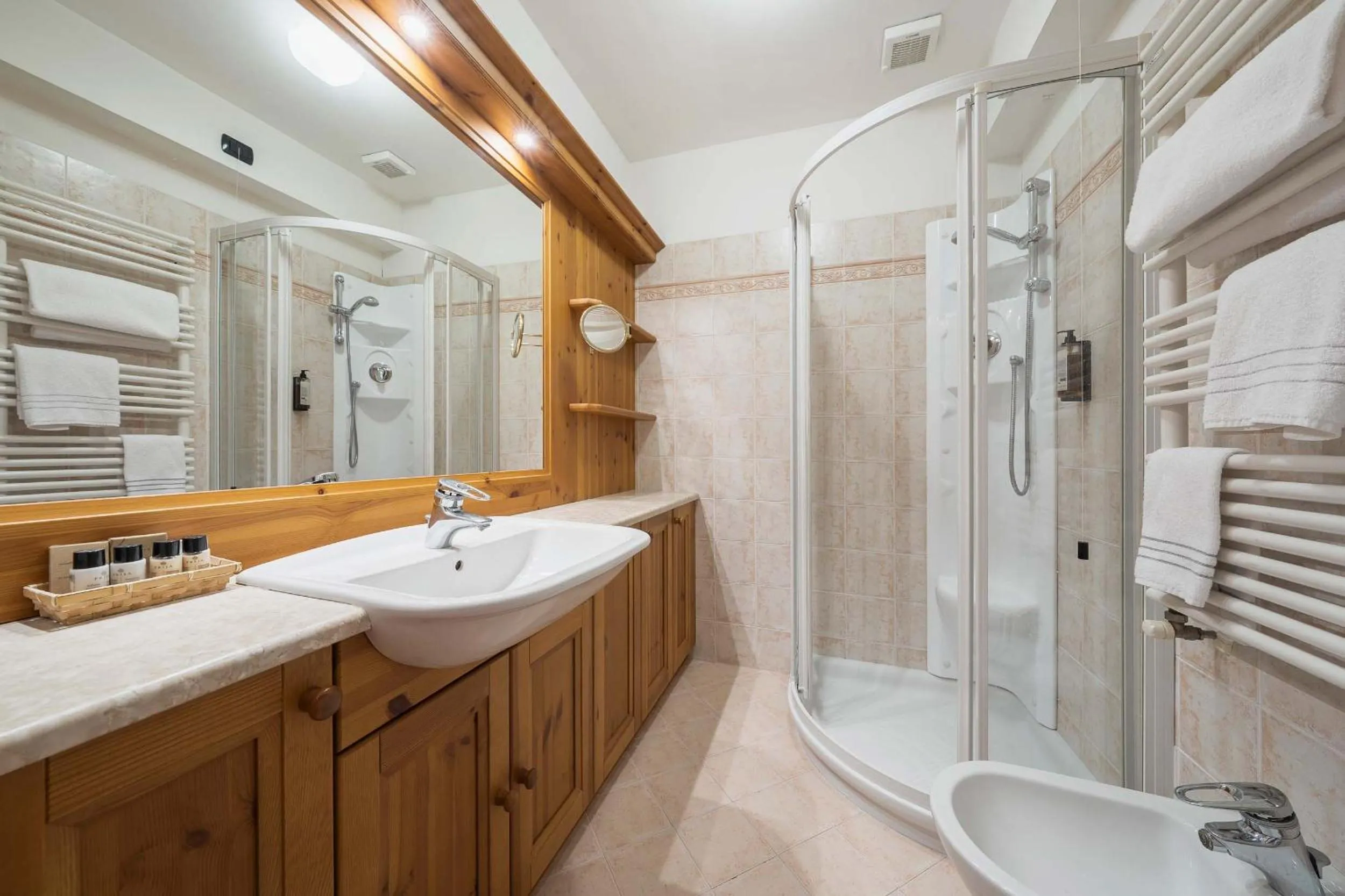 Bathroom in Franceschi Park Hotel