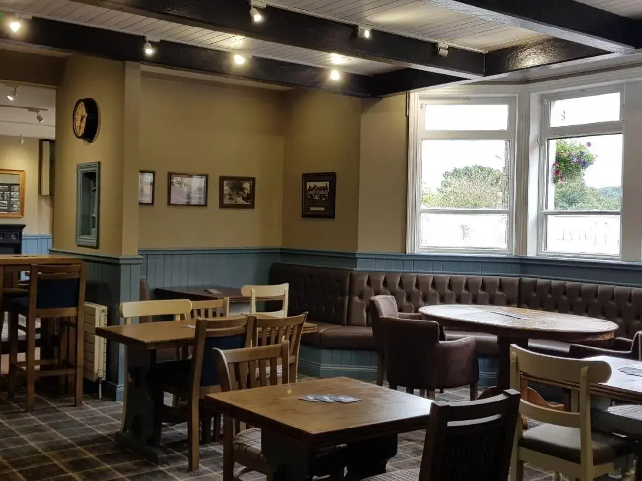 Living room in The Bowes Hotel Living room in The Bowes Hotel