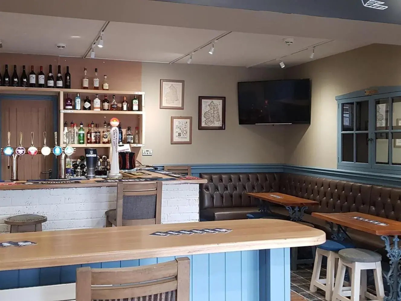 Lounge or bar in The Bowes Hotel Lounge or bar in The Bowes Hotel