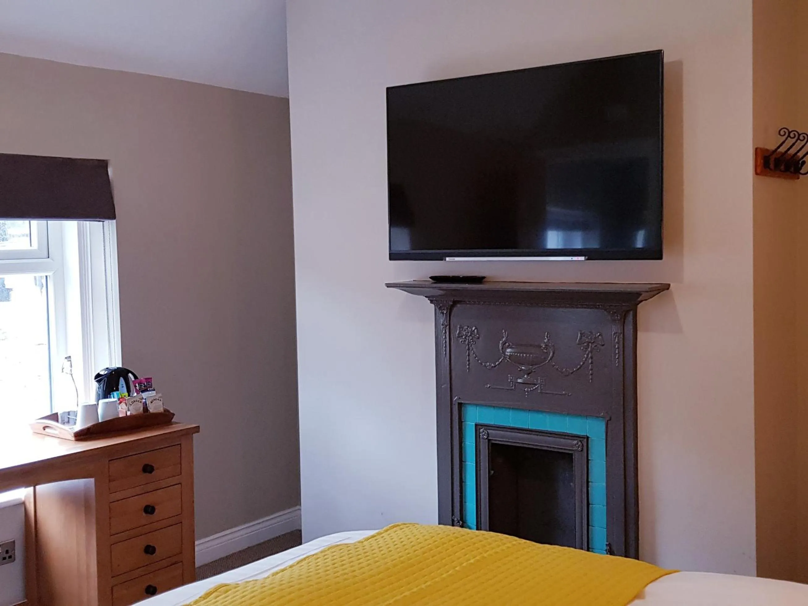 Bedroom, Bed in The Bowes Hotel