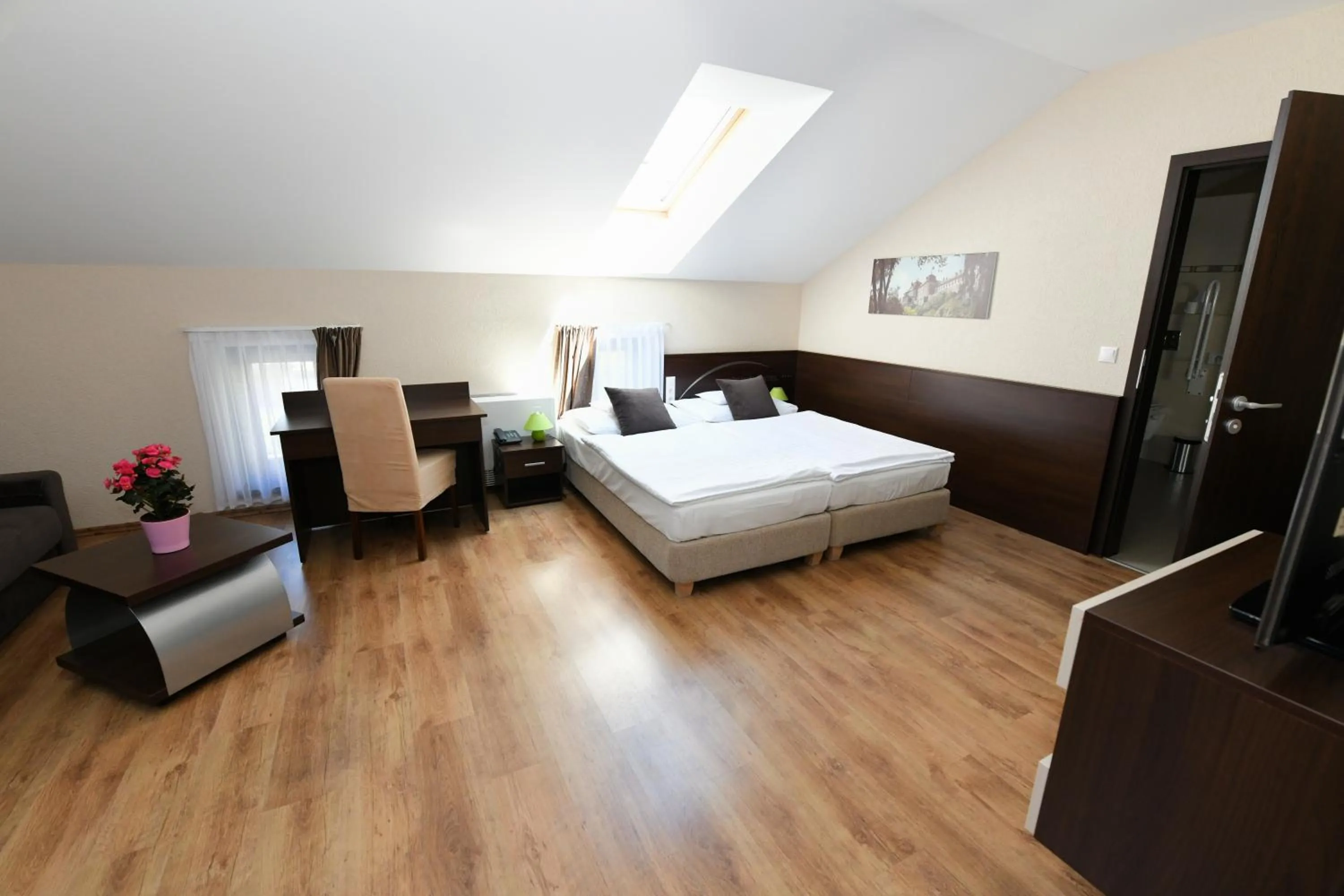 Bed in Ezüsthíd Hotel