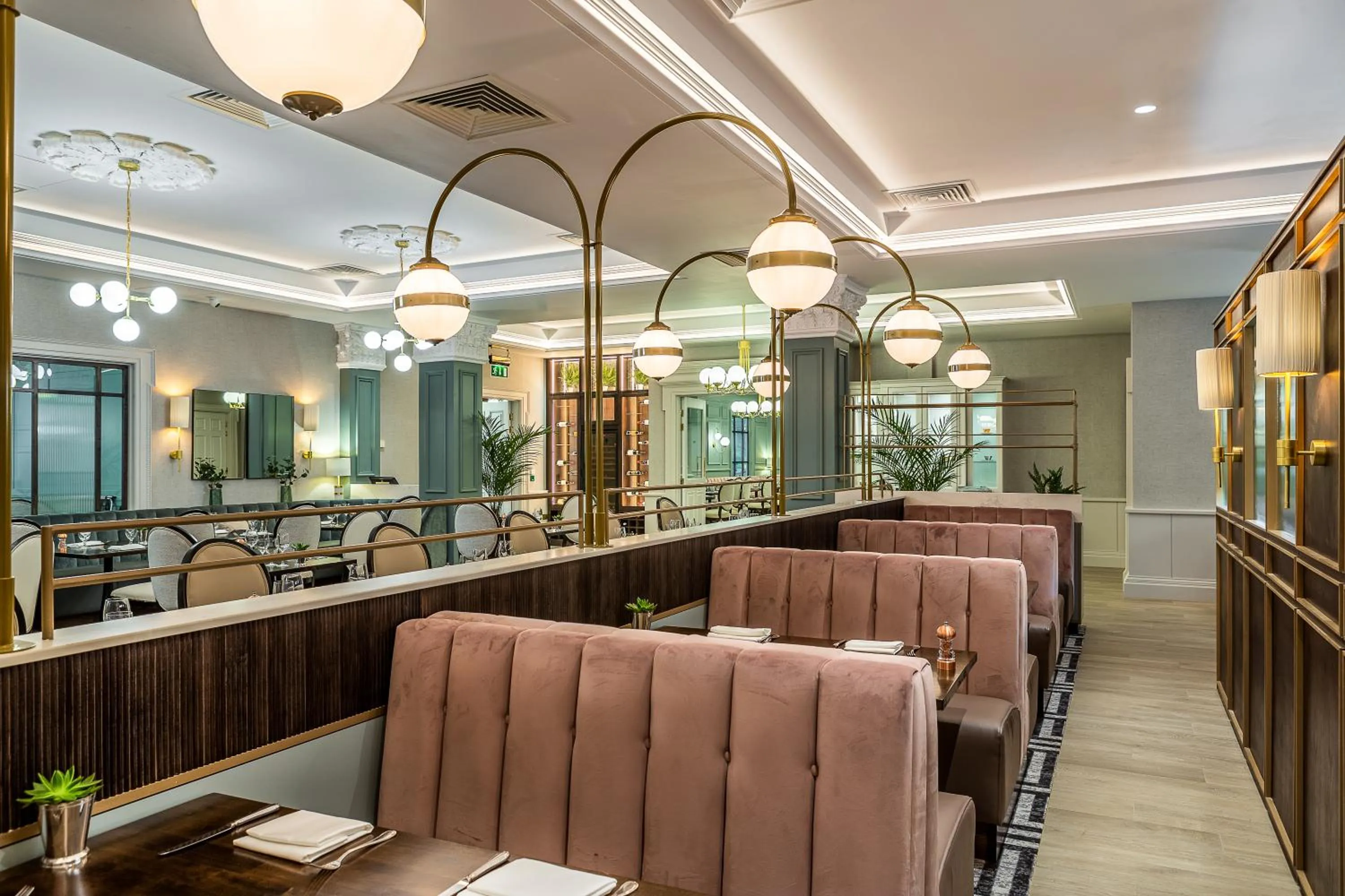 Restaurant/places to eat in The Heritage