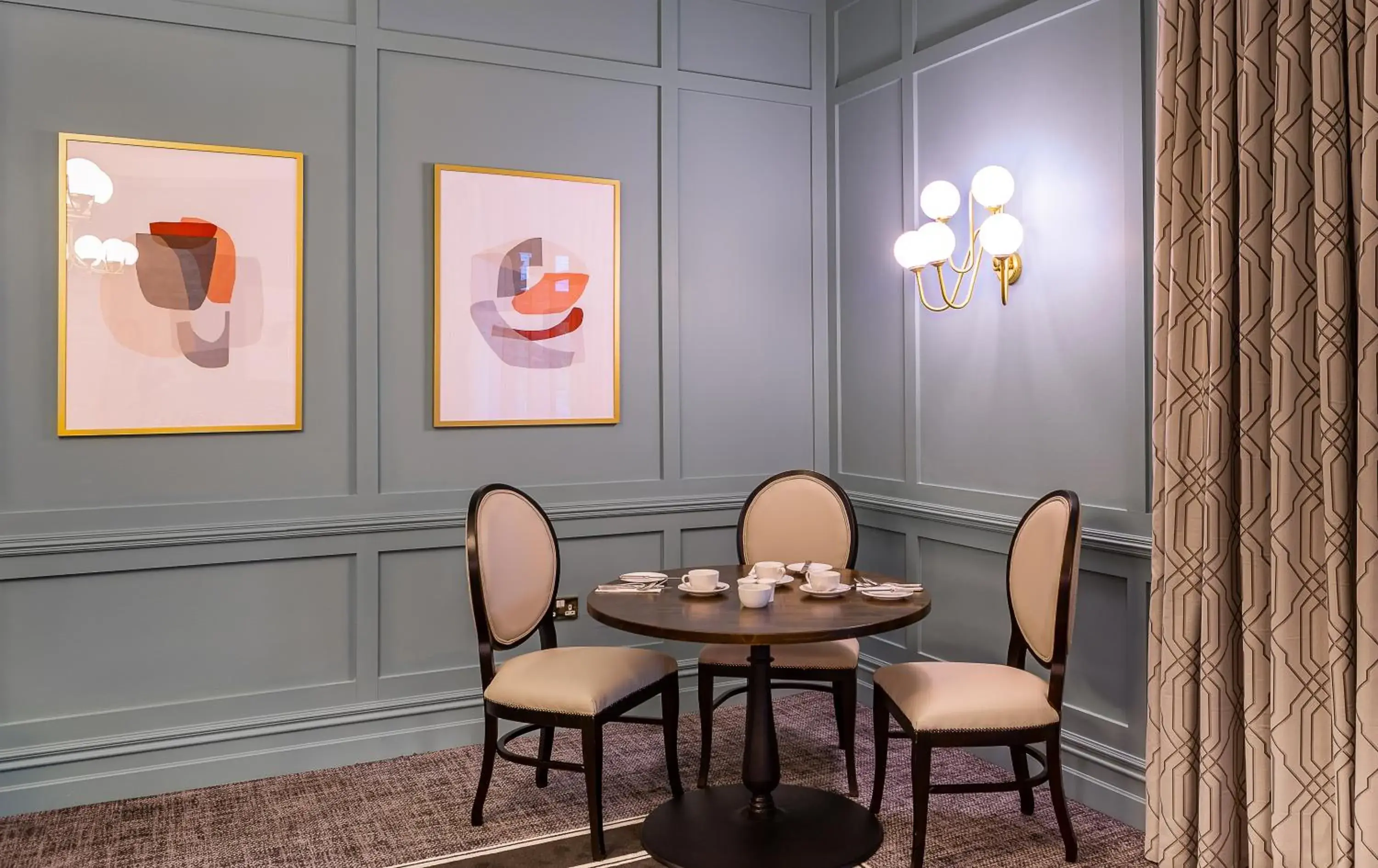 Restaurant/places to eat in The Heritage Restaurant/places to eat in The Heritage