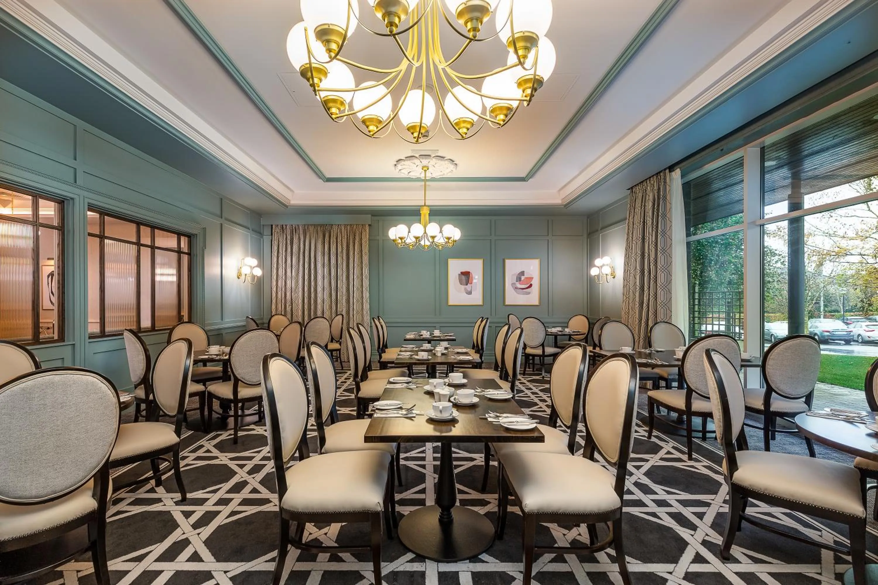 Restaurant/places to eat in The Heritage