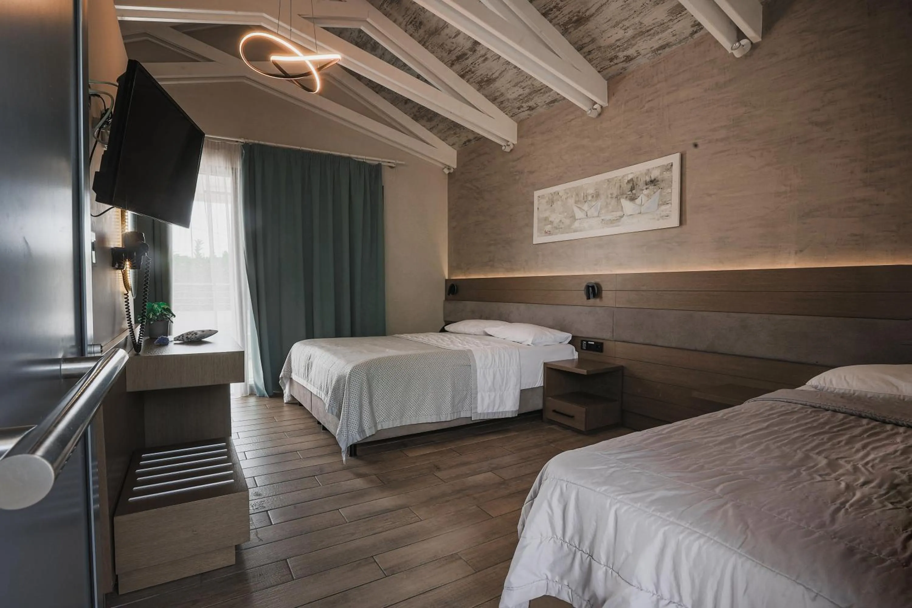 Bed in Hotel Golden Sun