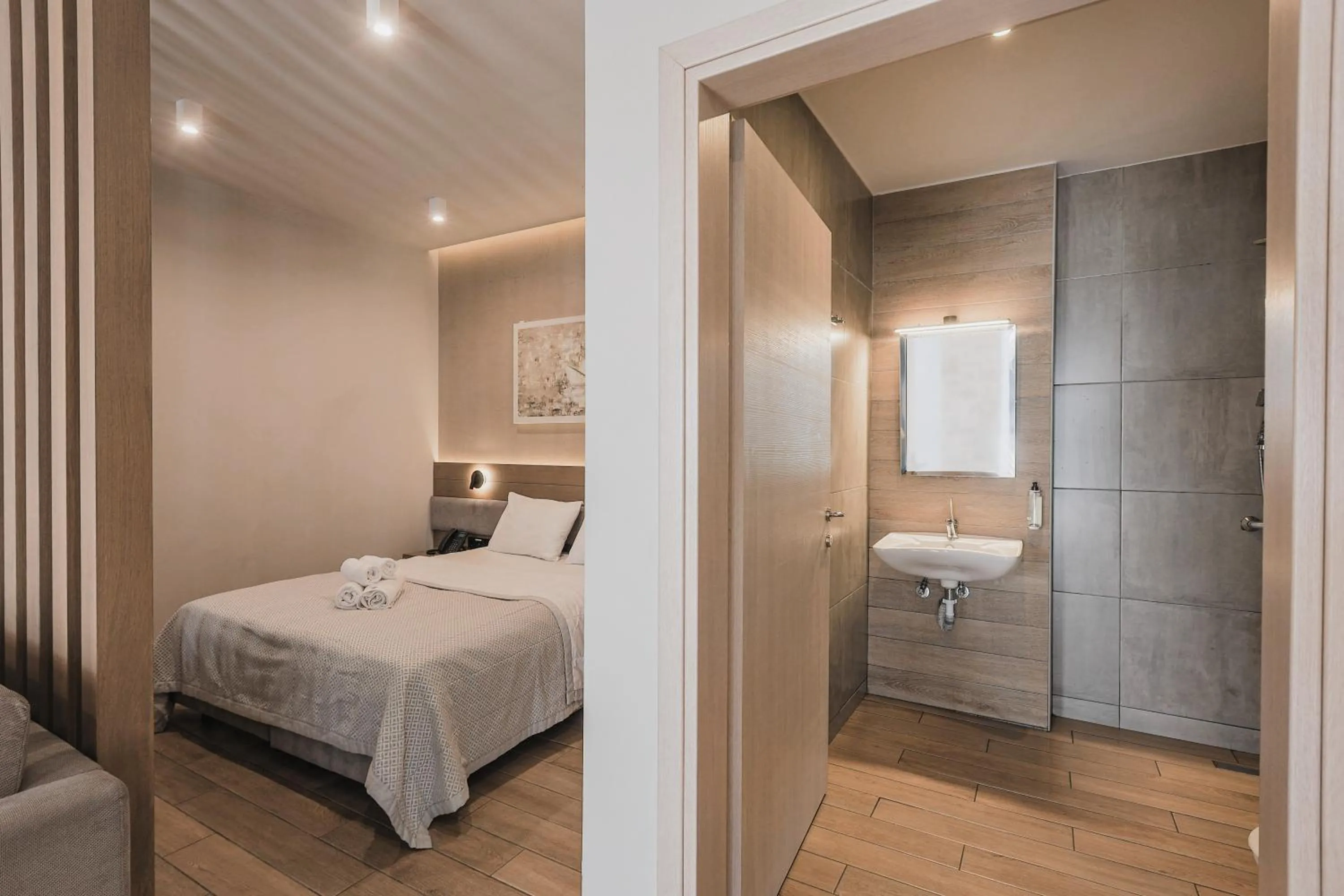 Bed in Hotel Golden Sun