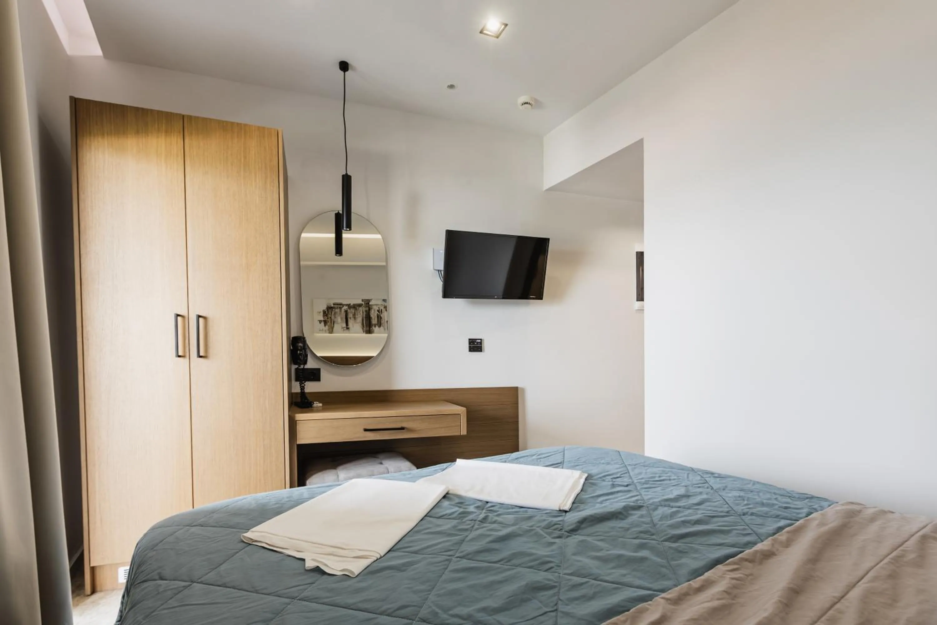 Bed in Hotel Golden Sun