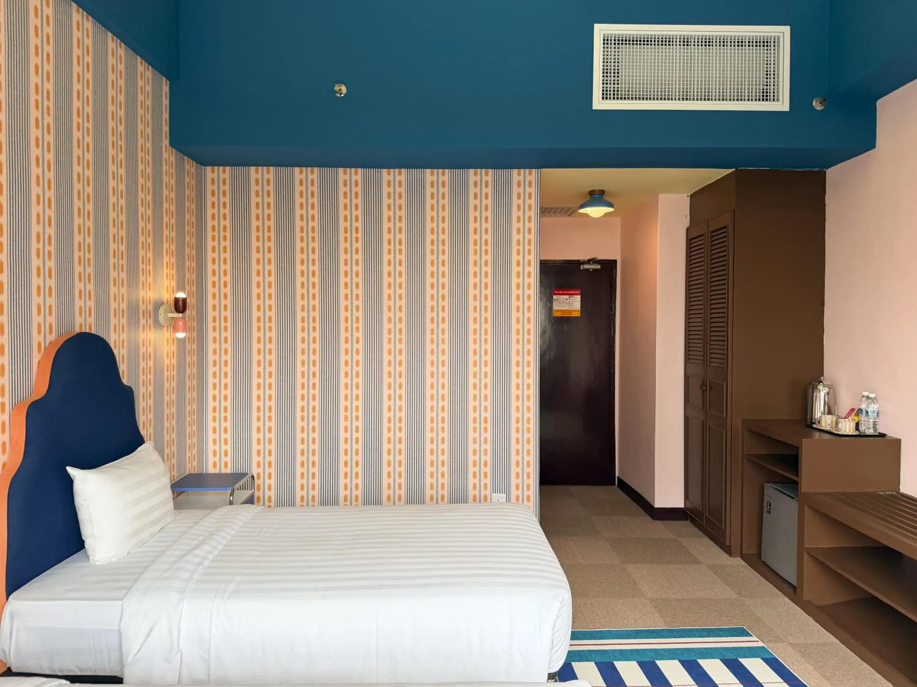 Bed in The Très Hotel Bed in The Très Hotel