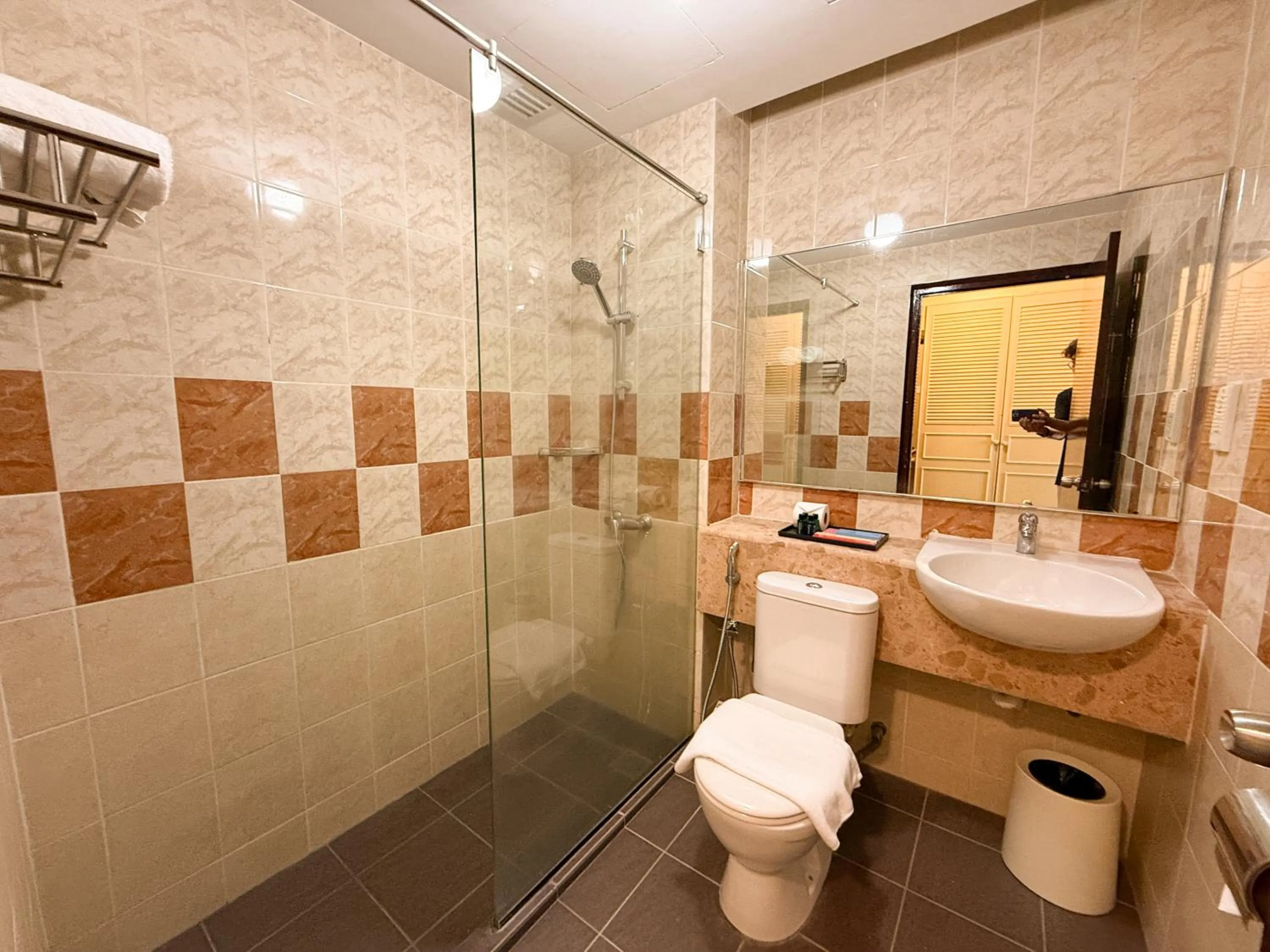 Toilet in The Très Hotel