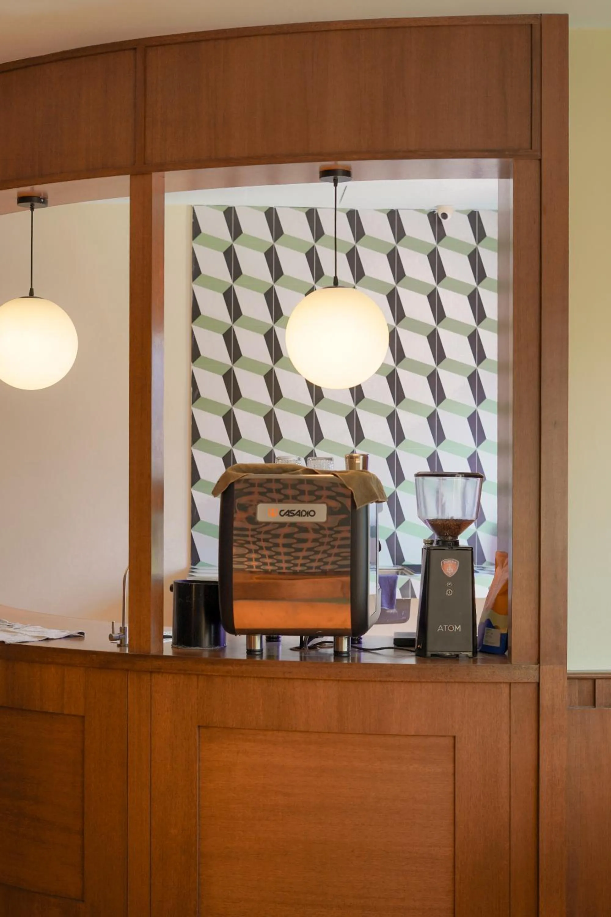 Restaurant/places to eat in The Très Hotel