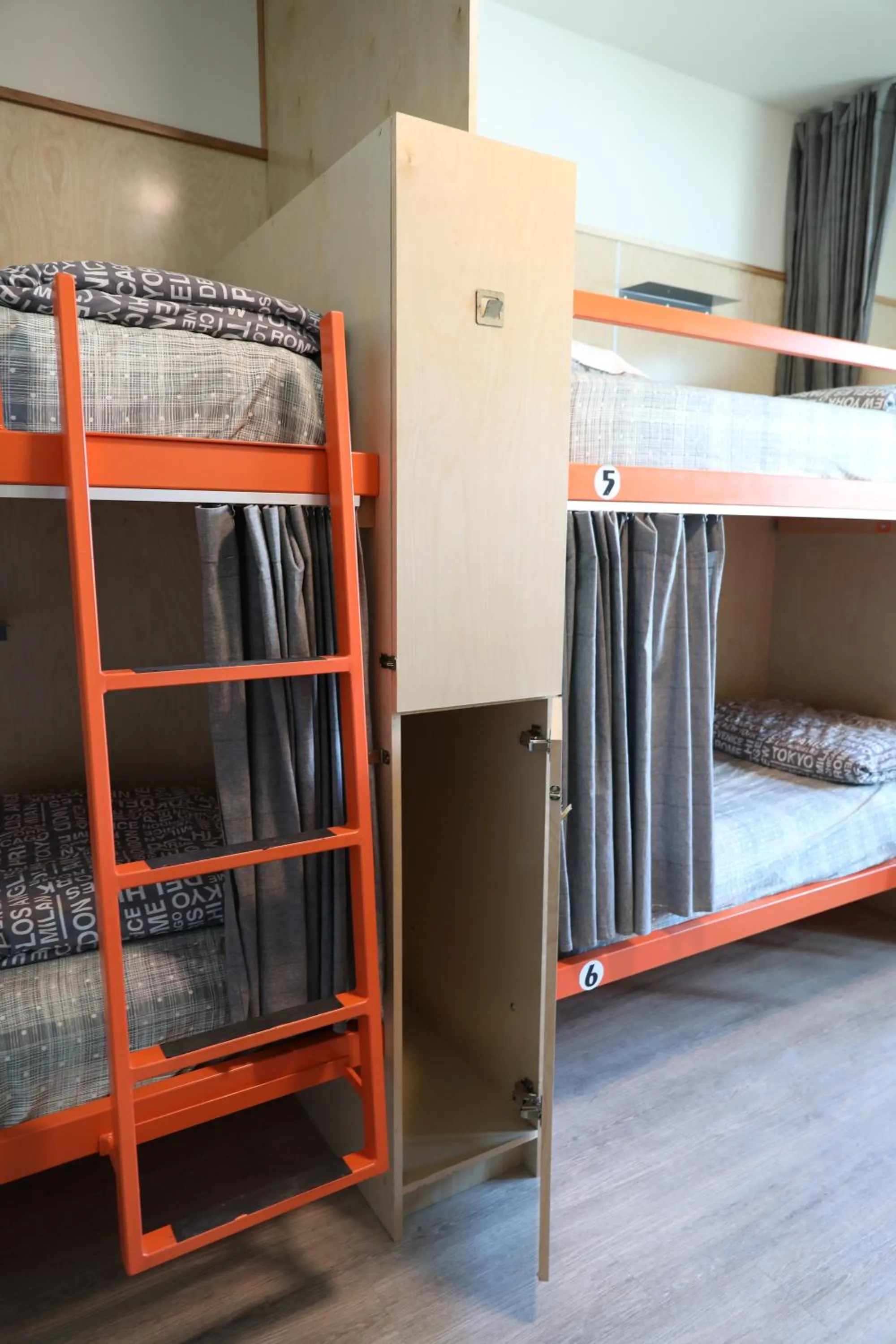 bunk bed, Bed in Canmore Downtown Hostel