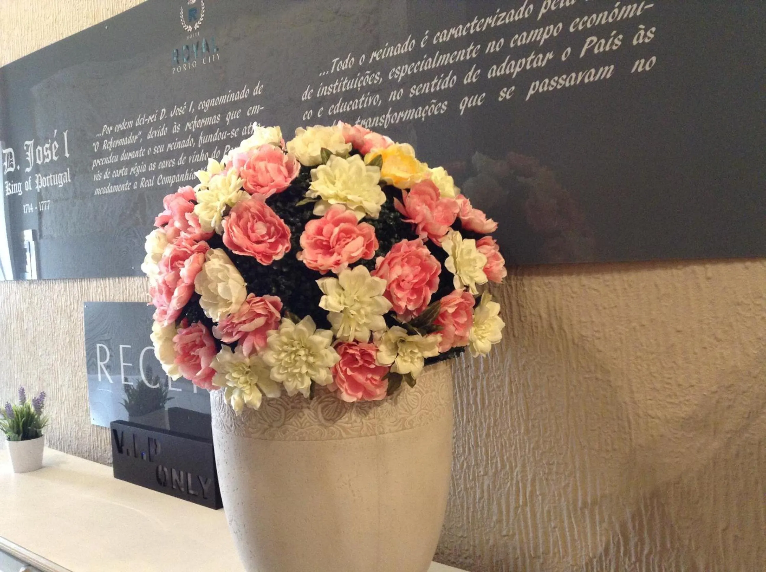 Decorative detail in Royal Porto City