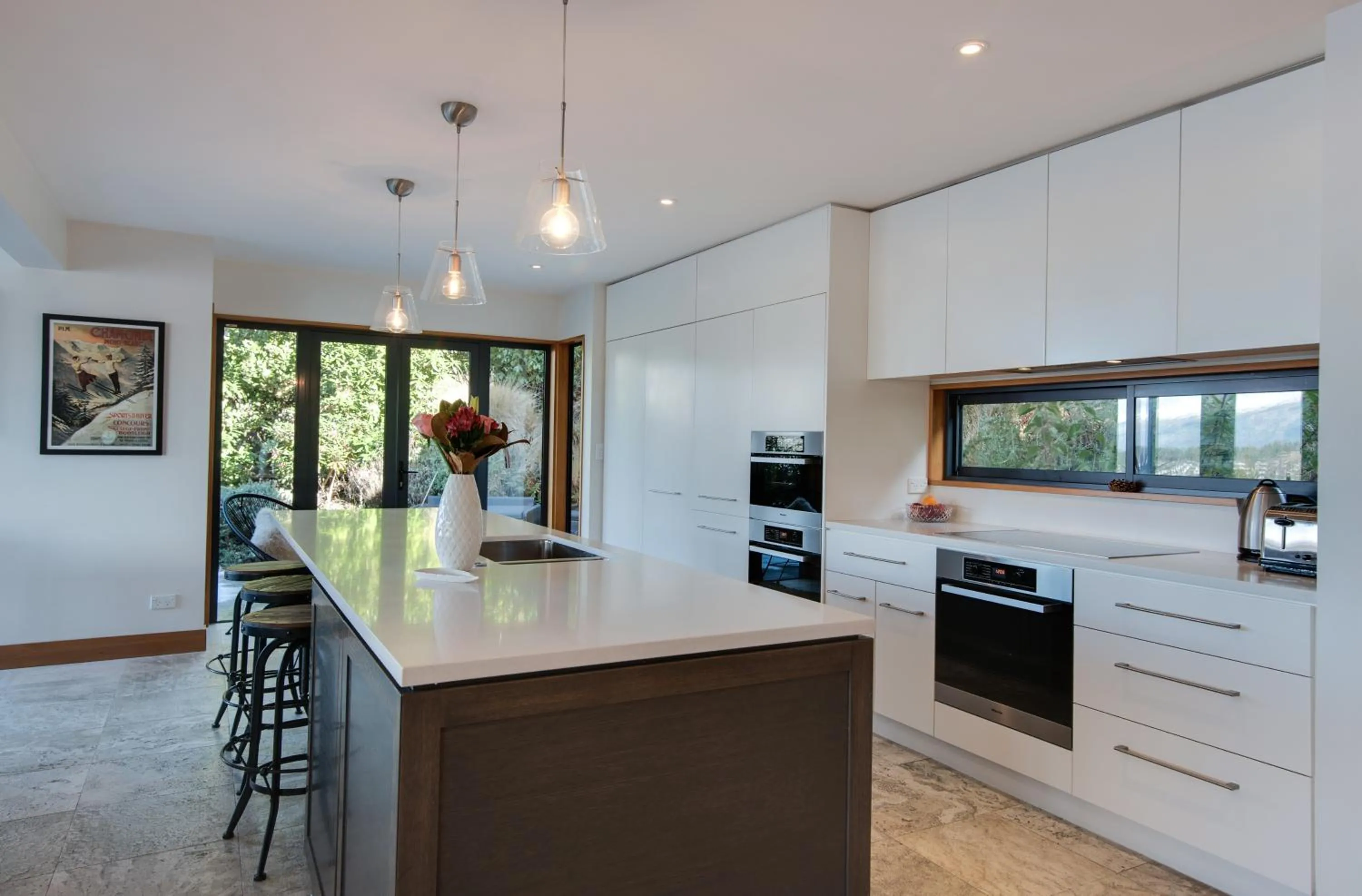 Kitchen or kitchenette in Panorama House by Sotheby's Luxury Rental Homes