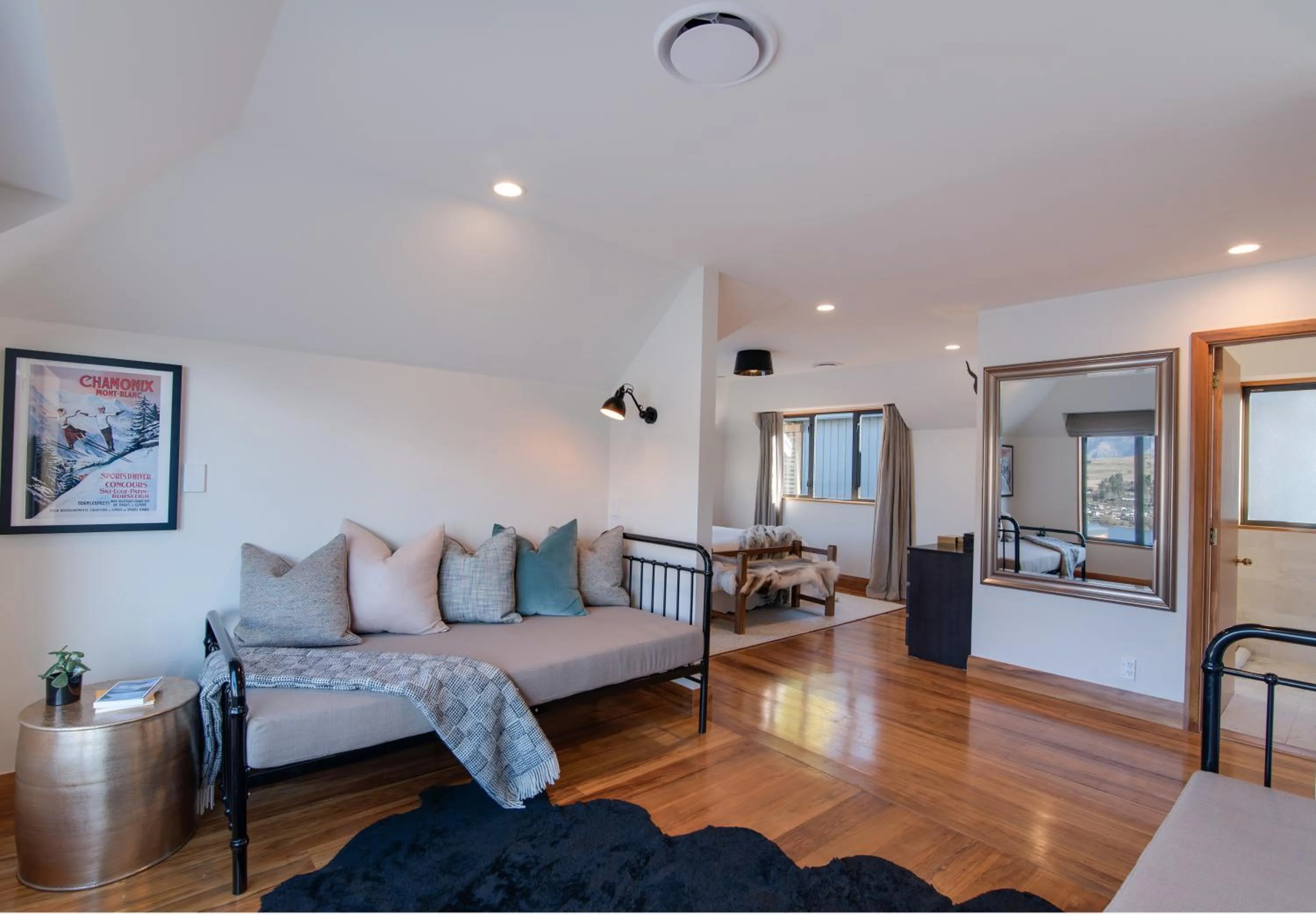 Bed in Panorama House by Sotheby's Luxury Rental Homes