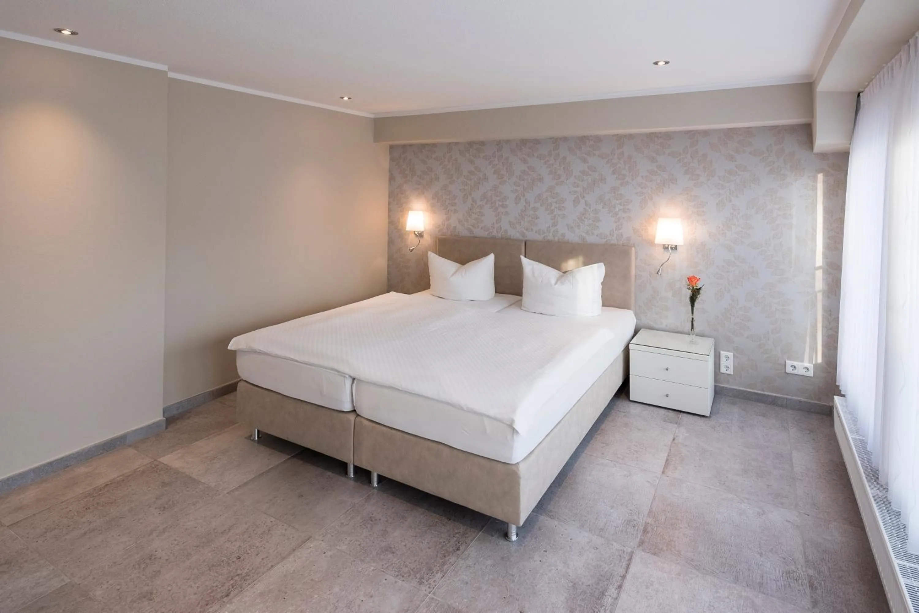 Photo of the whole room, Bed in Appartements am Kleeblatt