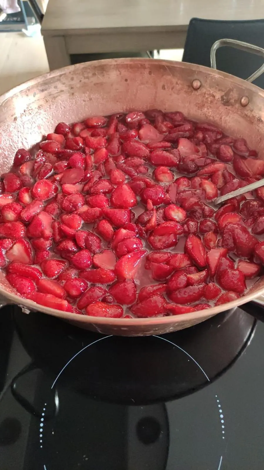 Food in LE BEAU REPAIRE, chambres d'hôtes, quartier historique, 1 à 3 chambres, étage indépendant