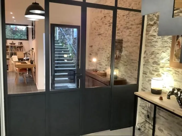 LE BEAU REPAIRE, chambres d'hôtes, quartier historique, 1 à 3 chambres, étage indépendant