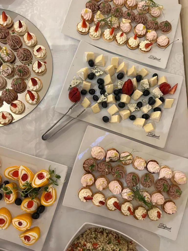 Restaurant/places to eat in Hotel Delpack