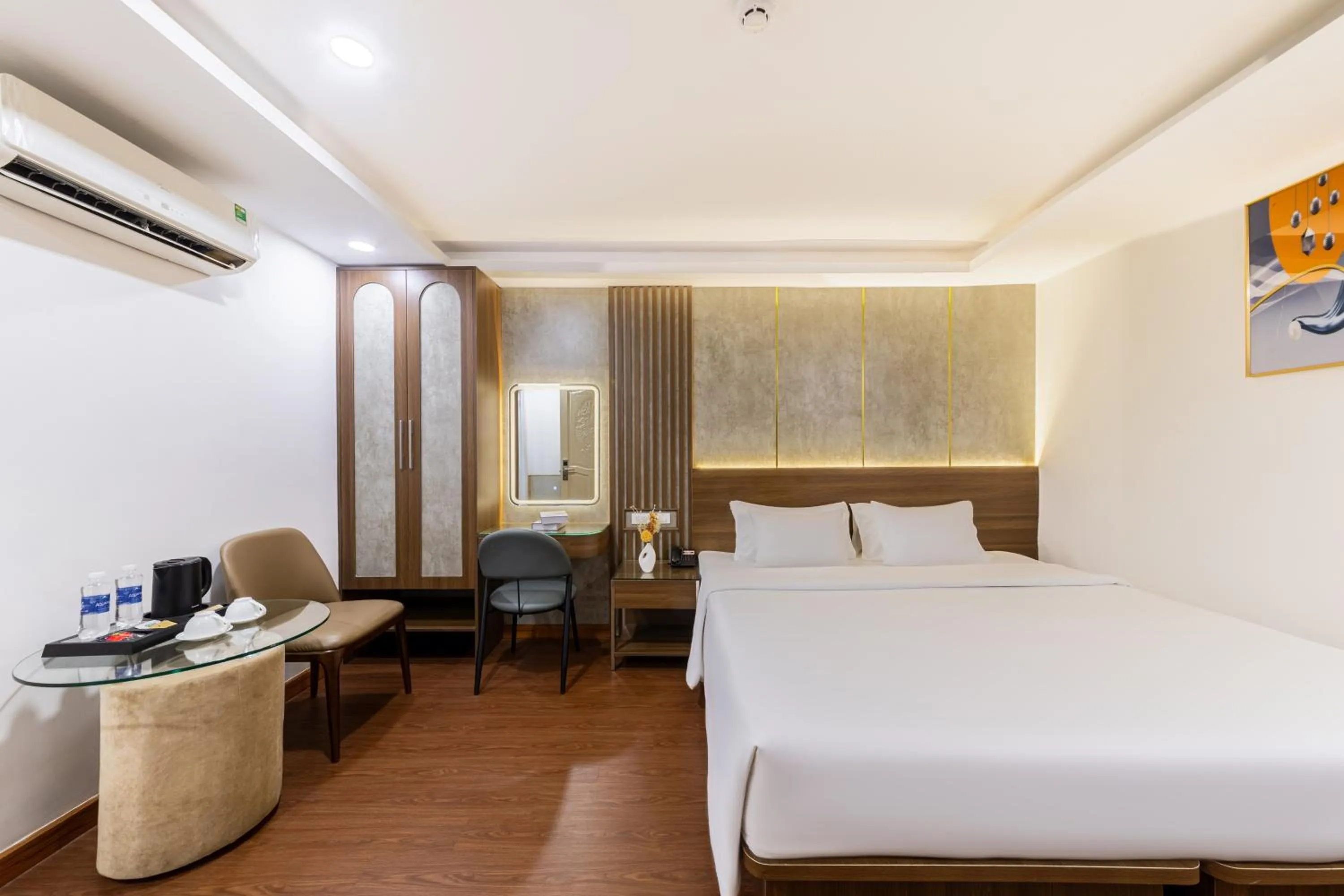 Bedroom, Bed in A25 Hotel - 274 Đề Thám