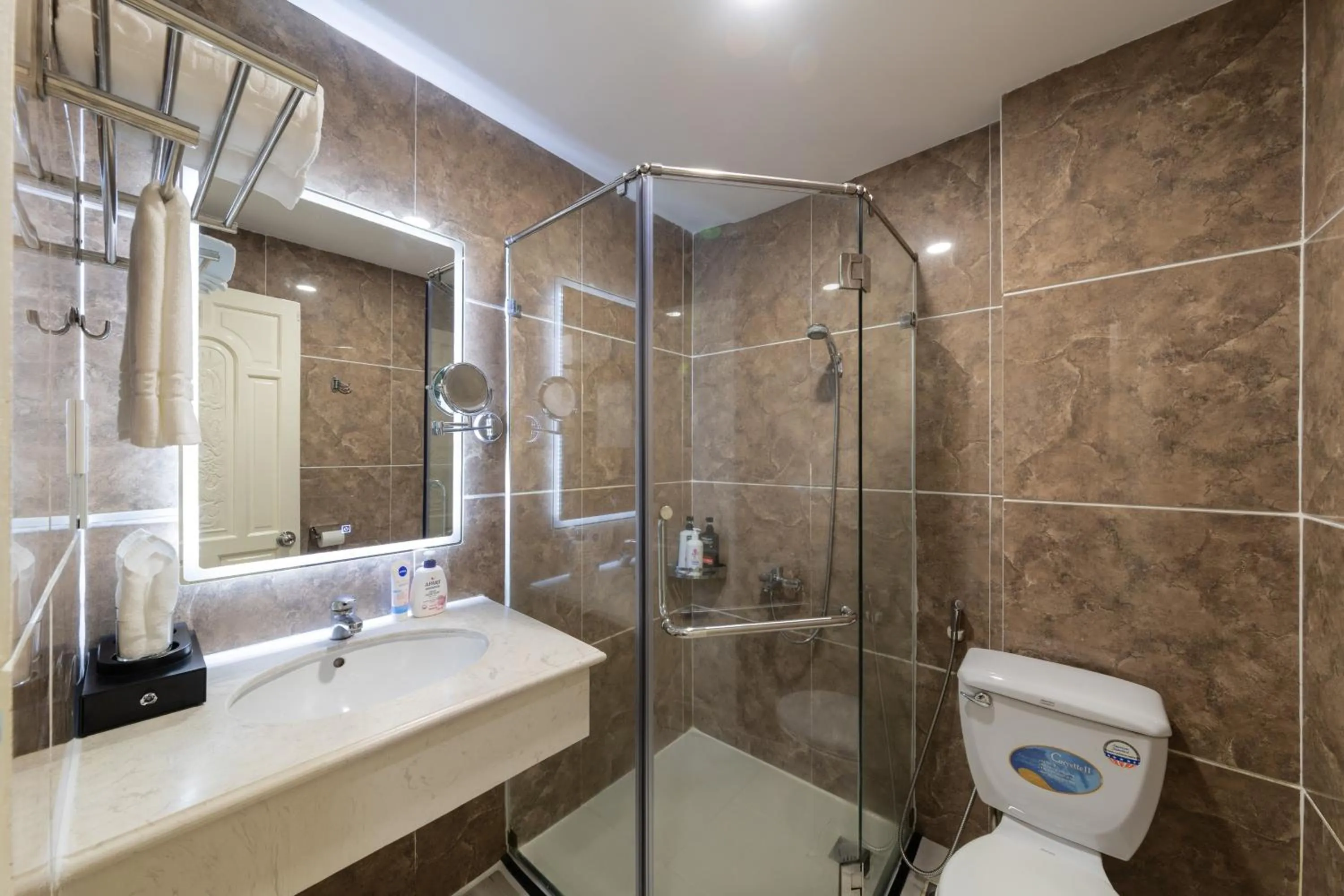 Bathroom in A25 Hotel - 274 Đề Thám