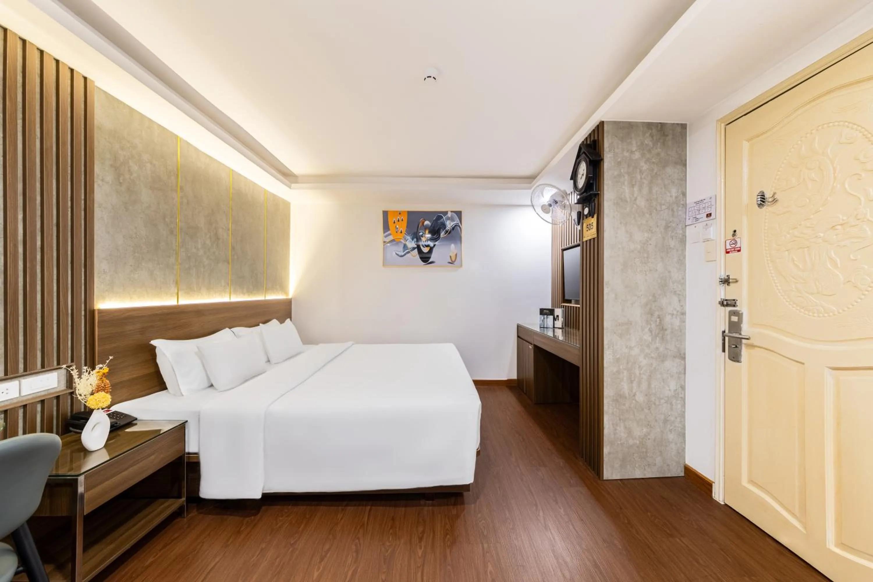 Bedroom, Bed in A25 Hotel - 274 Đề Thám