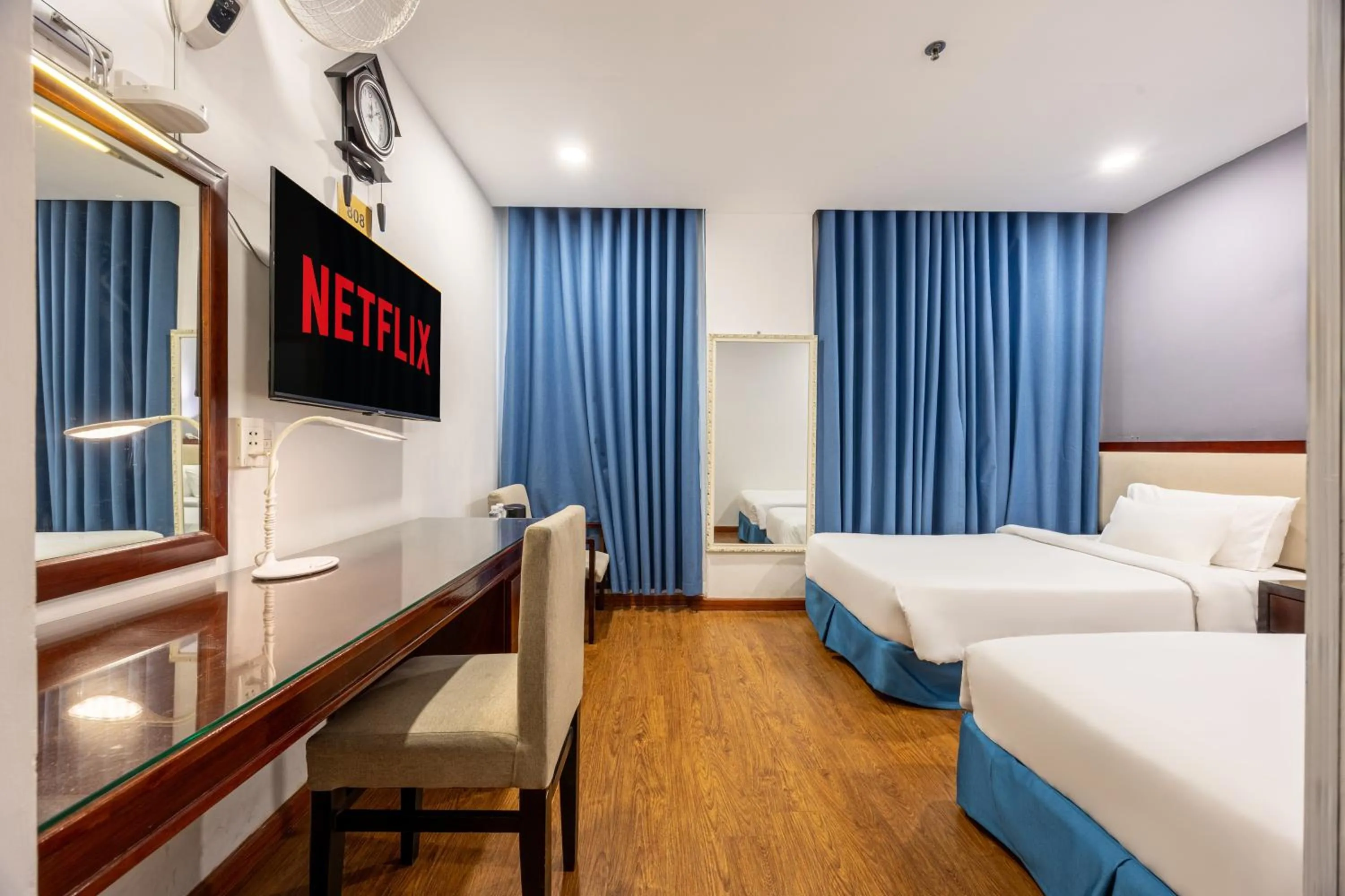 Bed in A25 Hotel - 180 Nguyễn Trãi