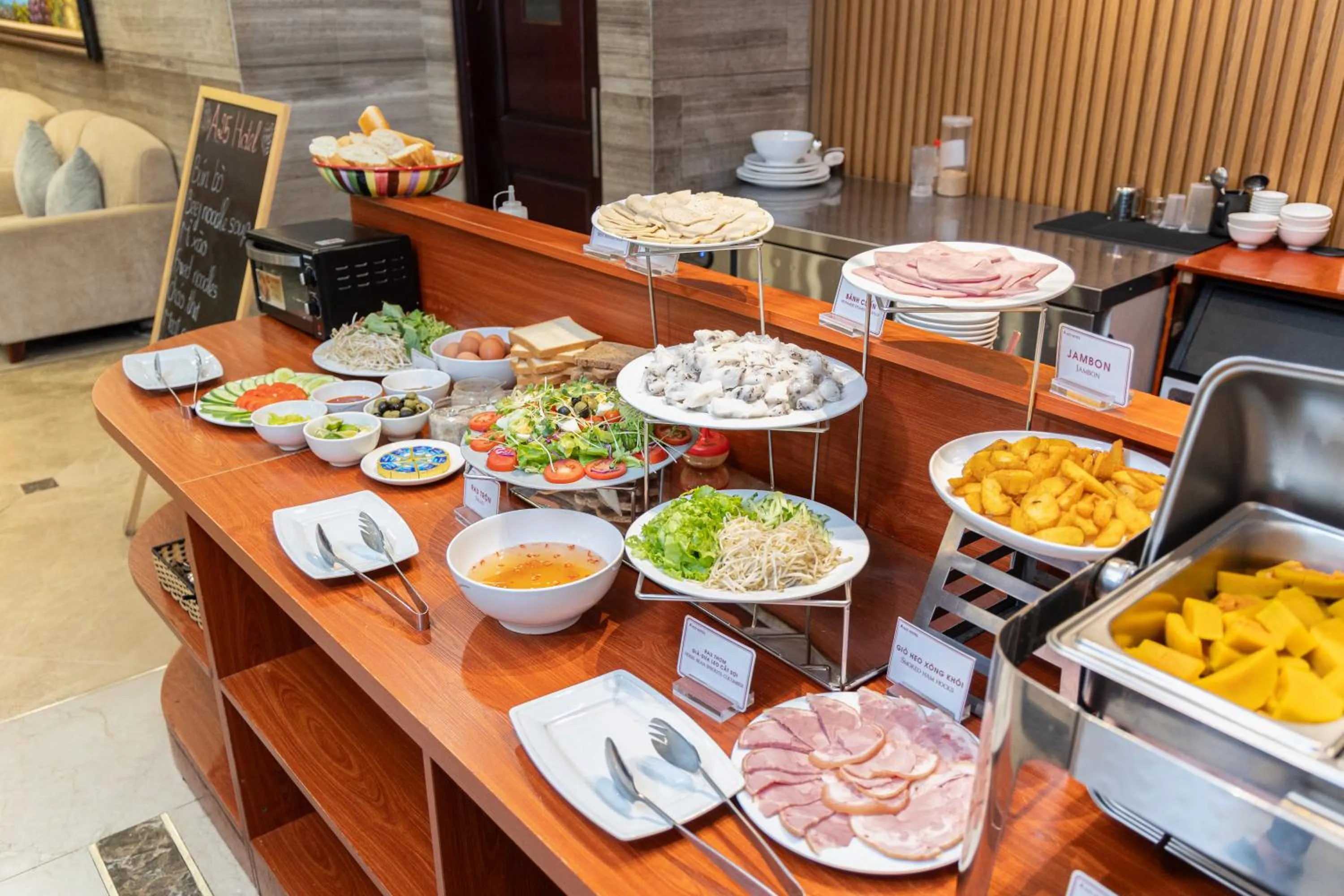 Breakfast in A25 Hotel - 180 Nguyễn Trãi