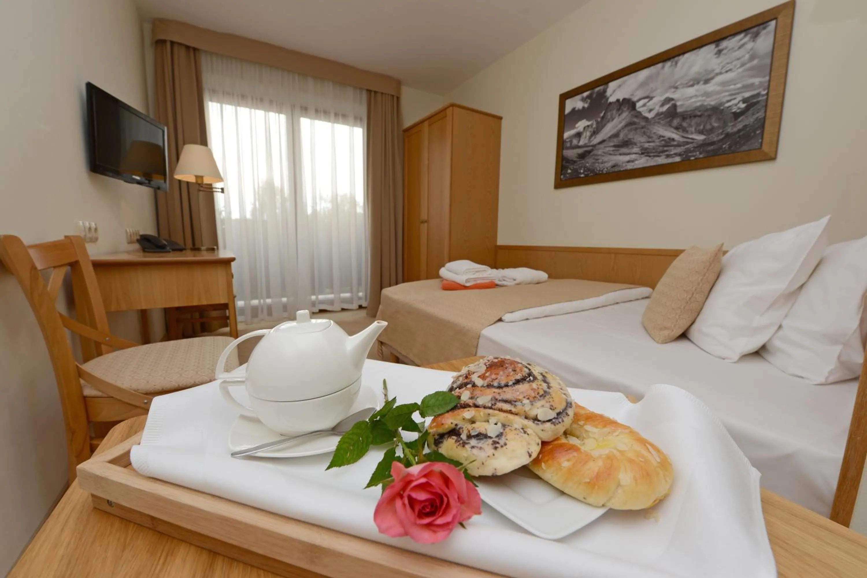 Day, Bed in Hotel Alpejski