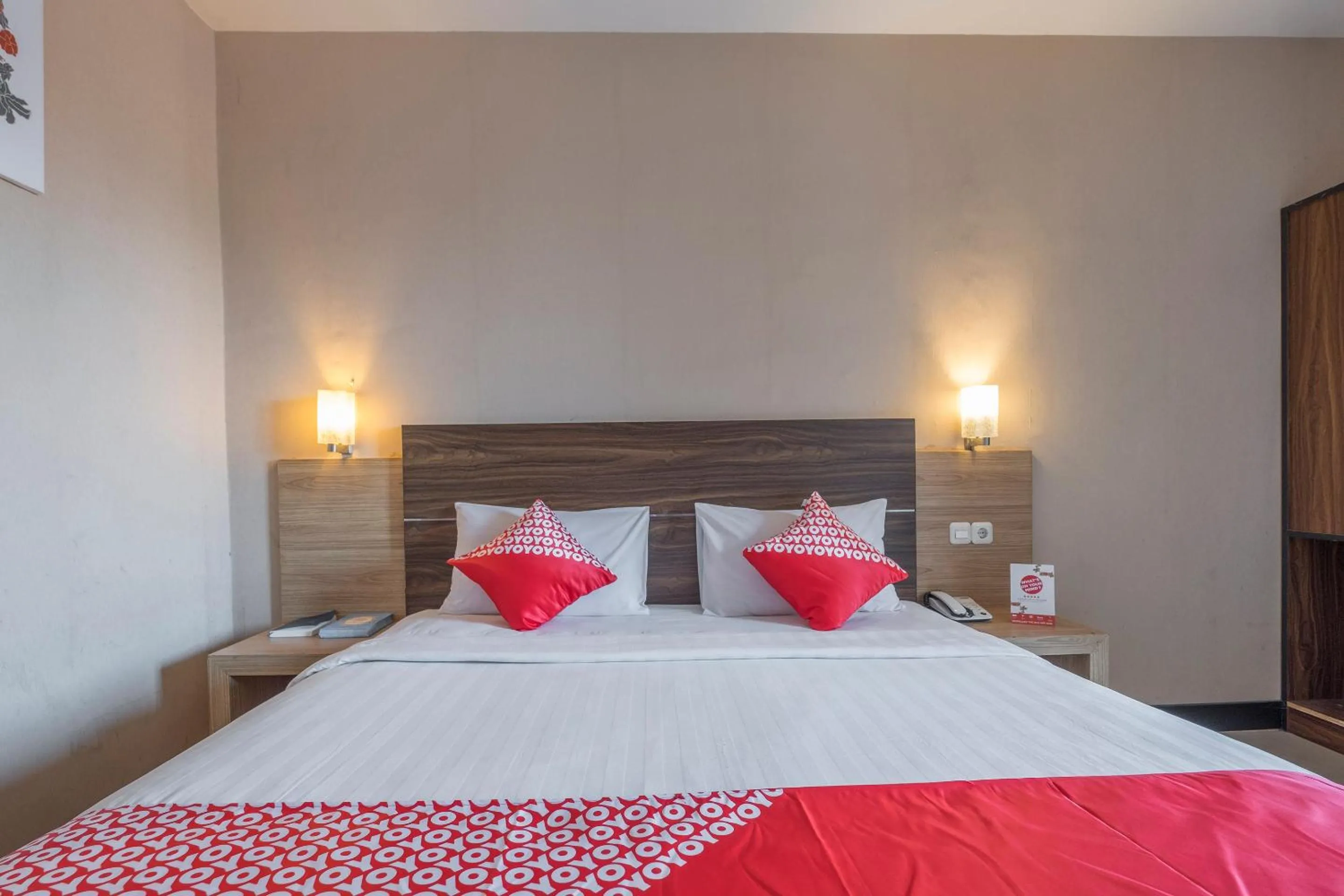 Bedroom in OYO 1081 Allson City Hotel Makassar