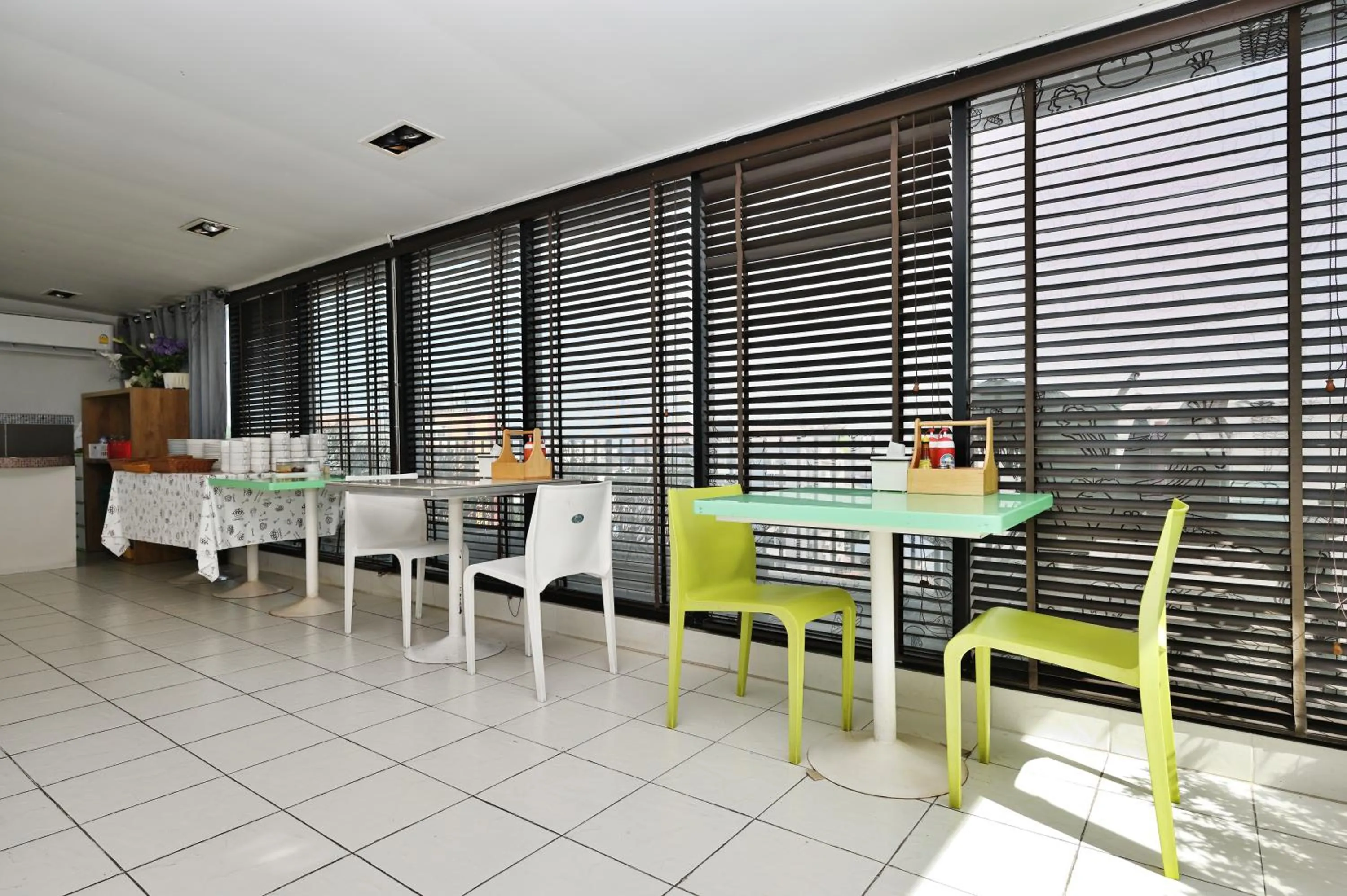 Breakfast in Diary Suite