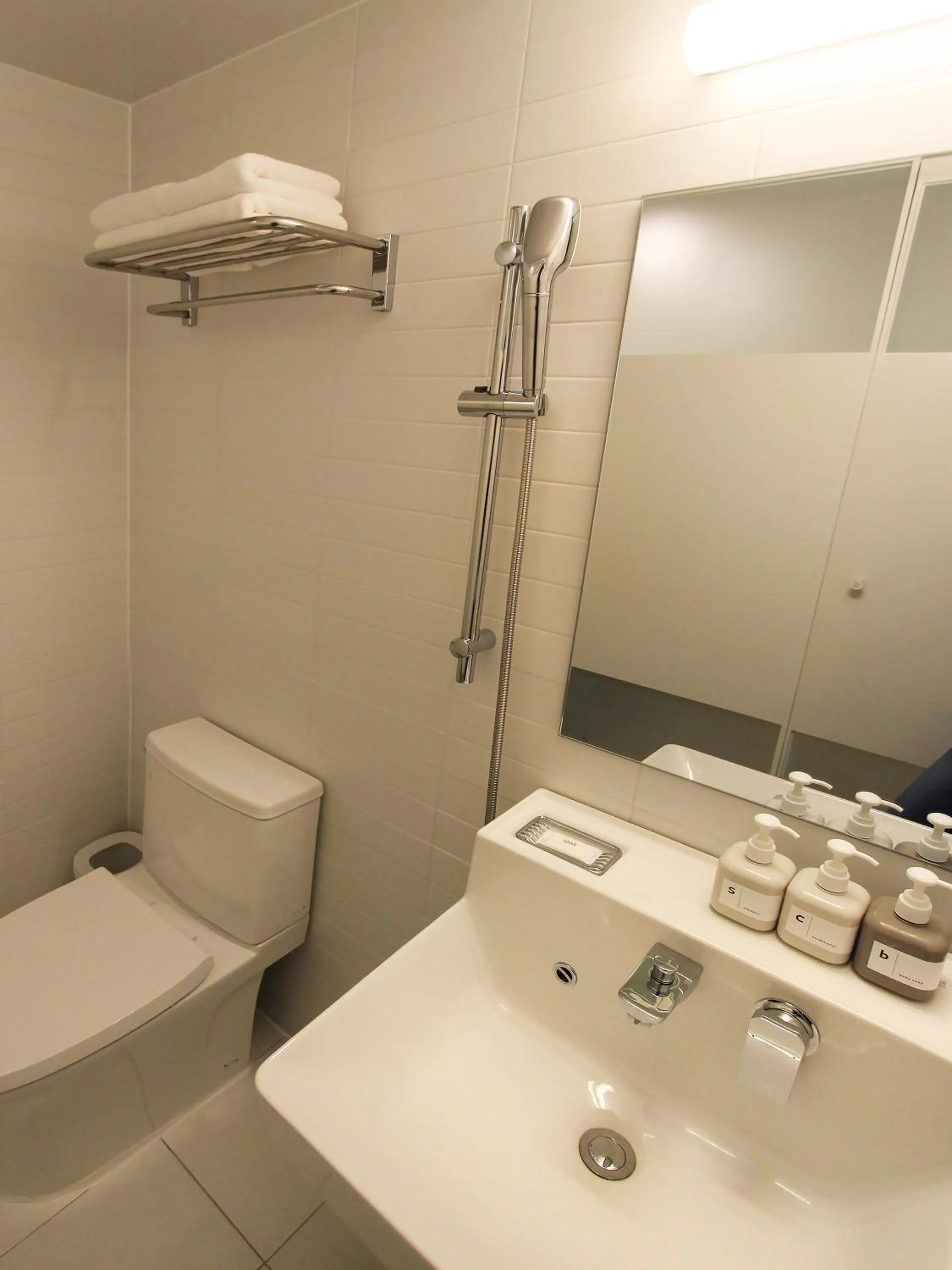 Tong Tong Petit Hotel