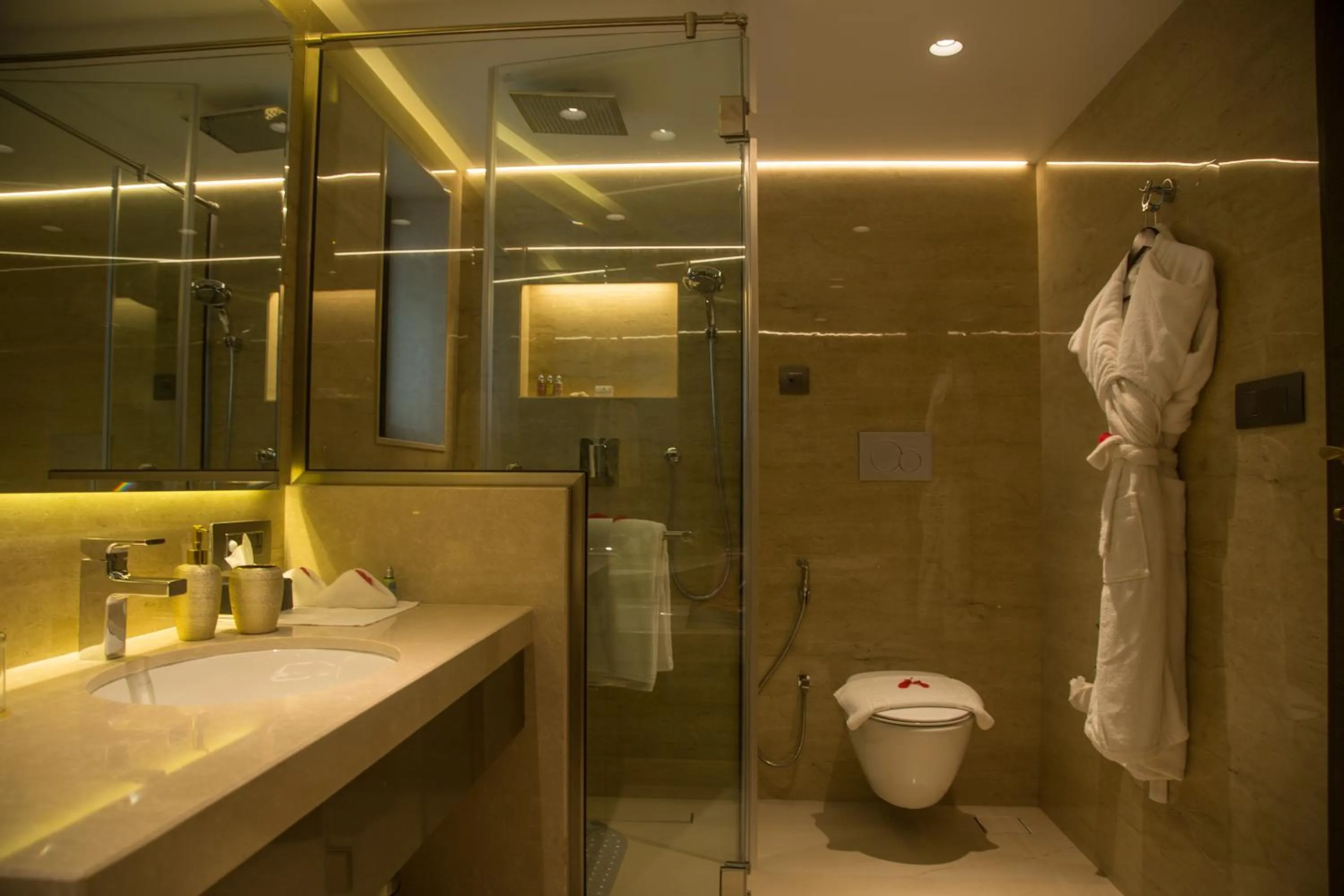 Shower in Fazlani Natures Nest - The Wellness Retreat