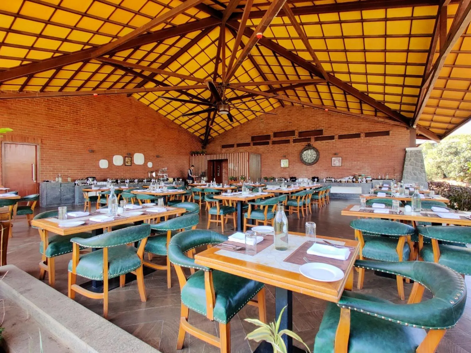 Restaurant/places to eat in Fazlani Natures Nest - The Wellness Retreat