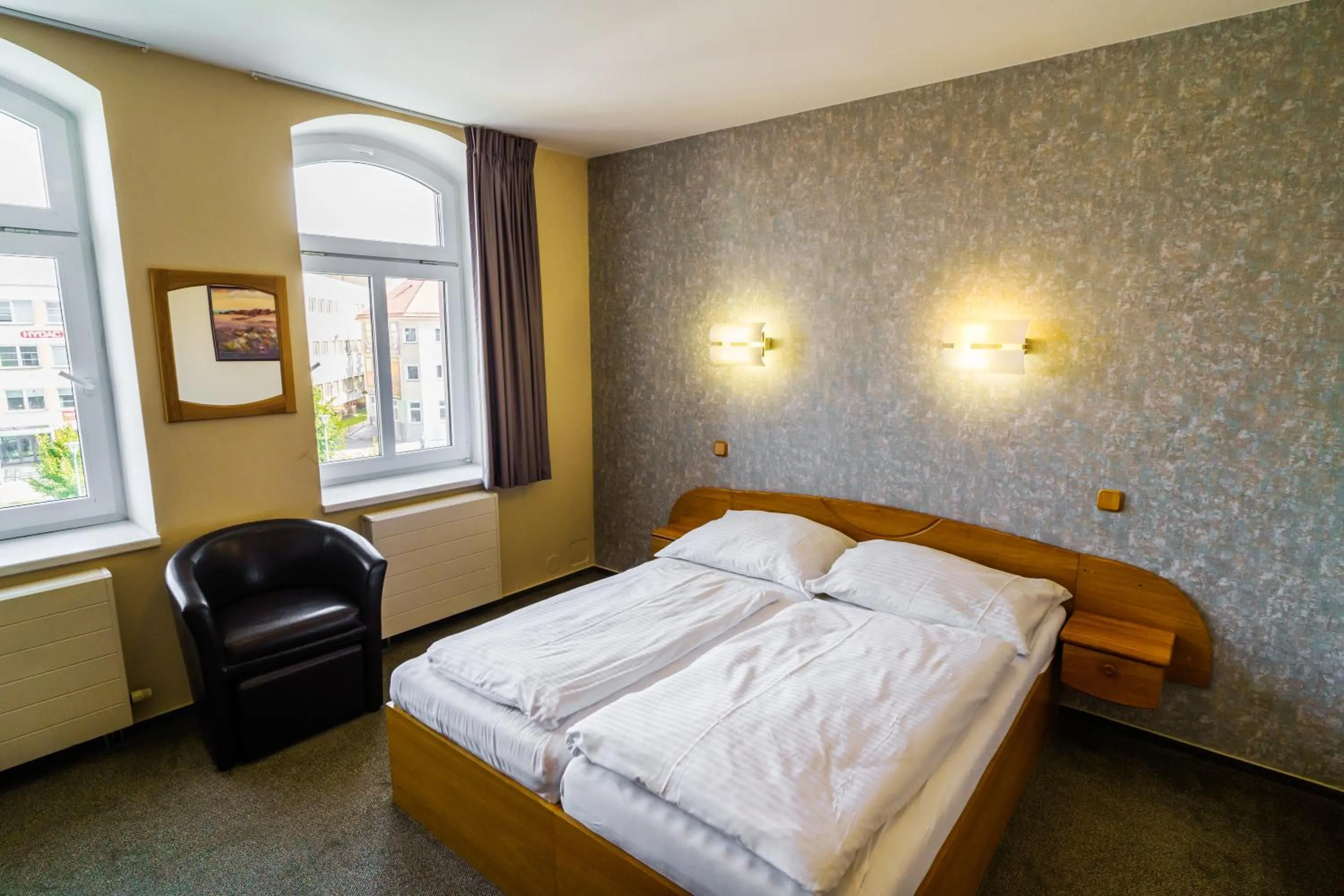 Bed in Hotel U Labutě