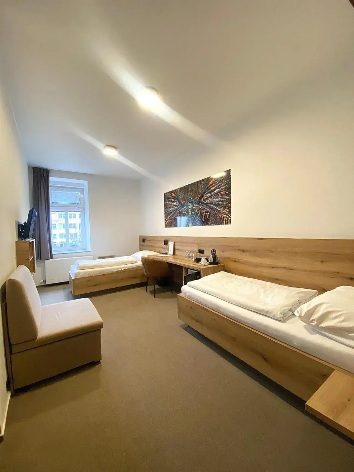 Twin Room - single occupancy in Hotel U Labutě Twin Room - single occupancy in Hotel U Labutě