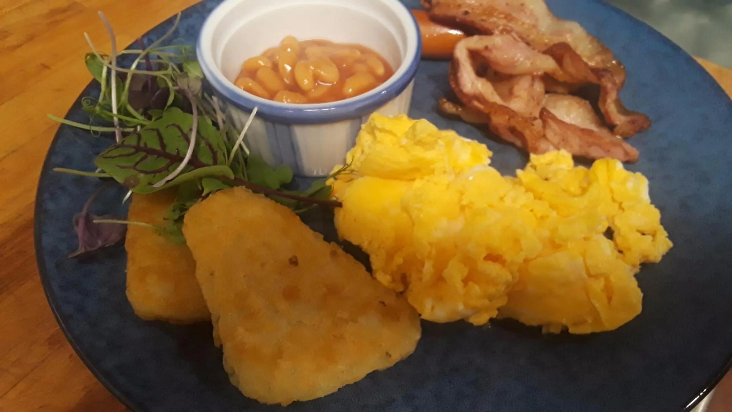 Food and drinks in Lady Bowen Bed & Breakfast