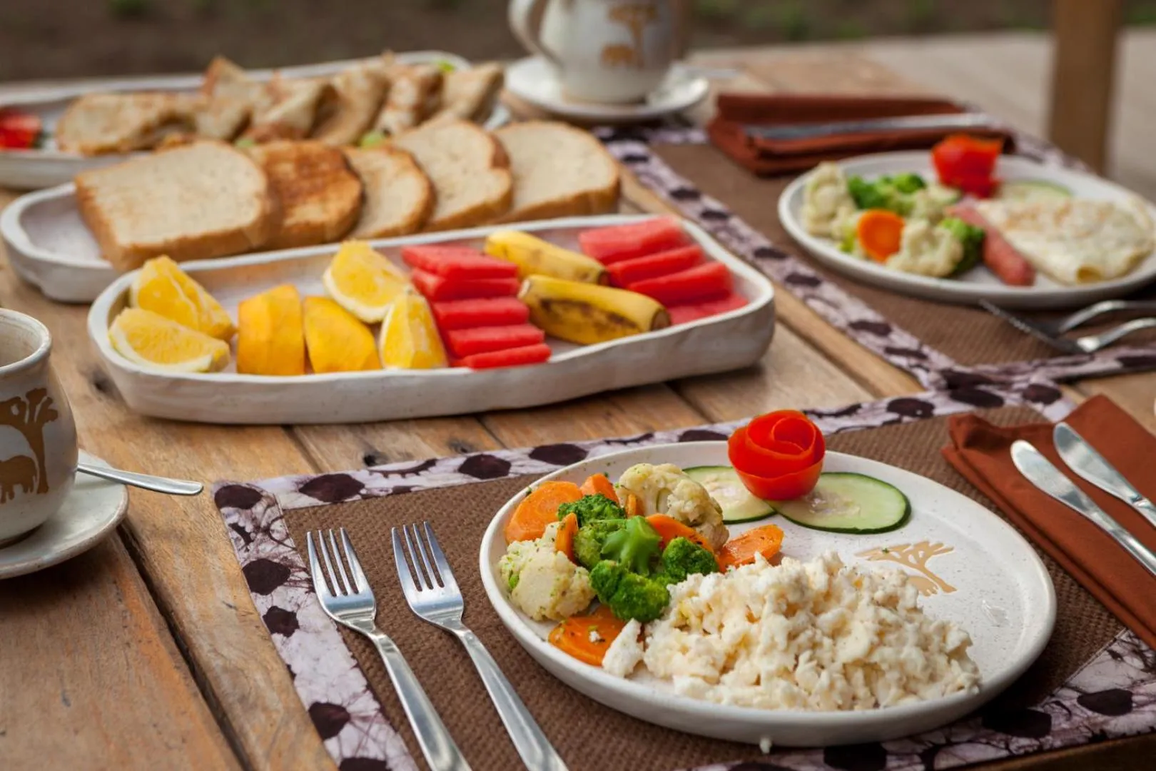 Breakfast in Baobab Tented Camp