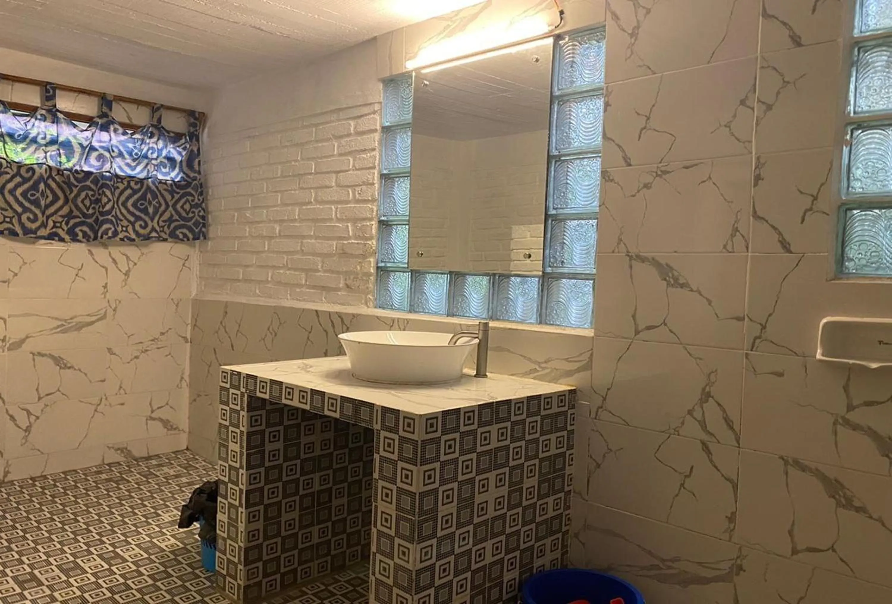 Bathroom in Bagus Bay Homestay