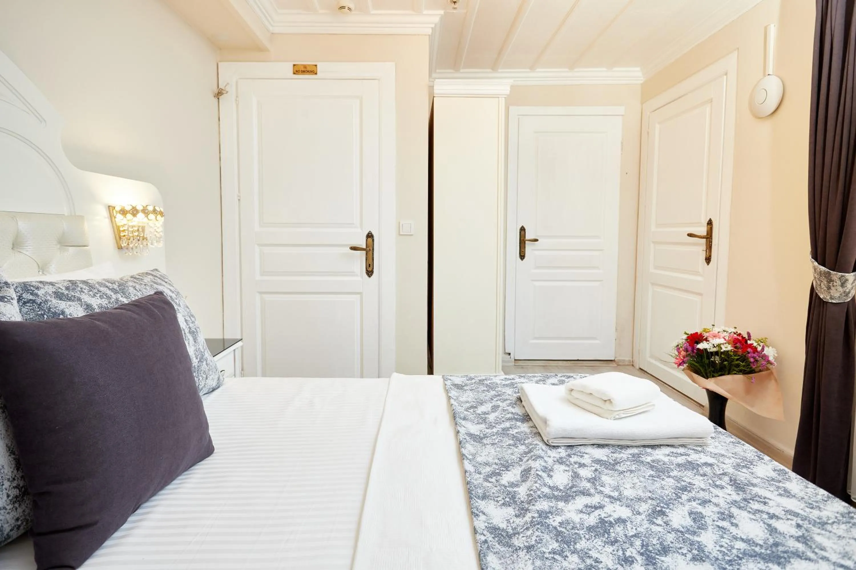 Bed in Mataraci Konak