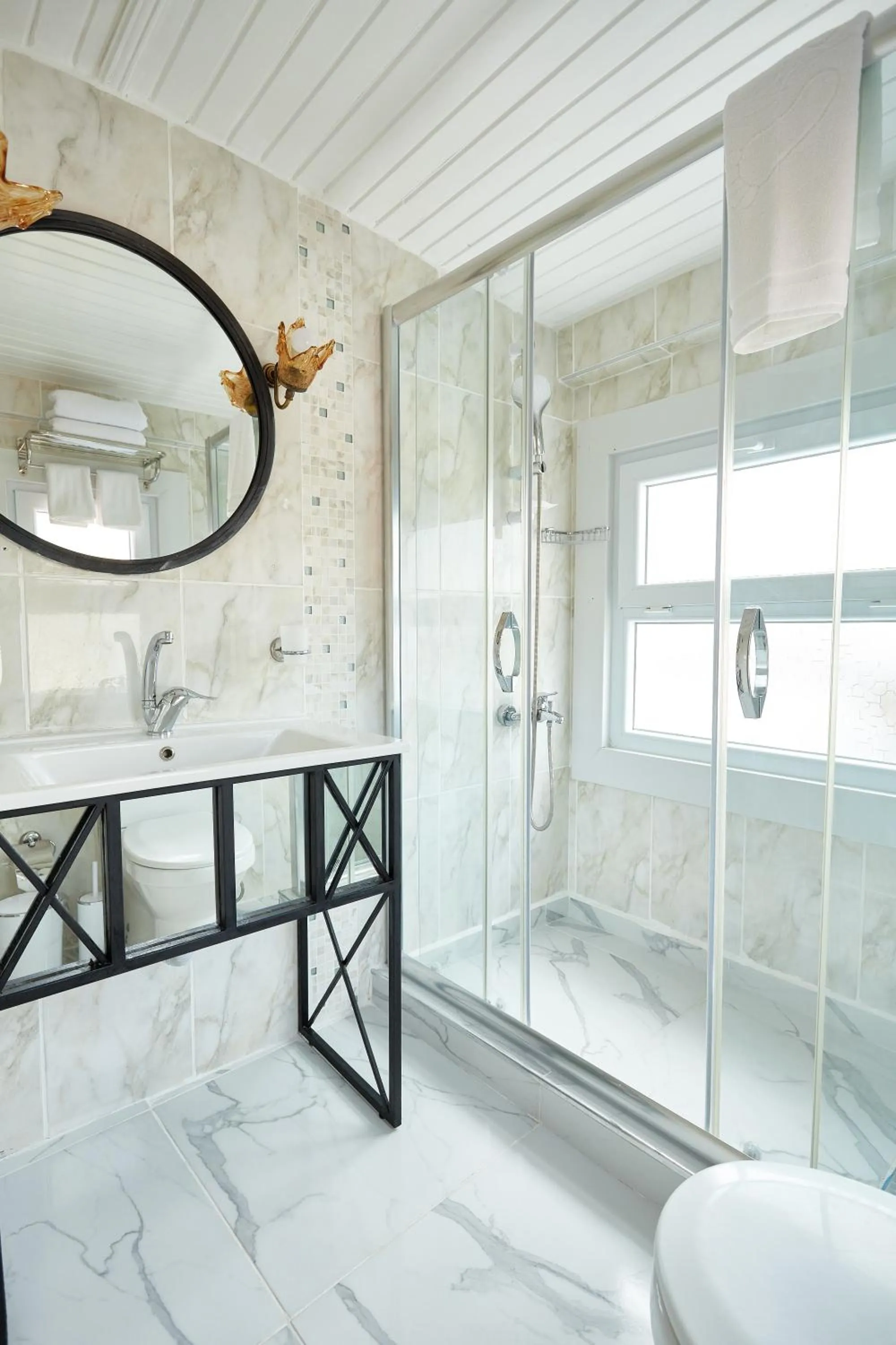 Bathroom in Mataraci Konak