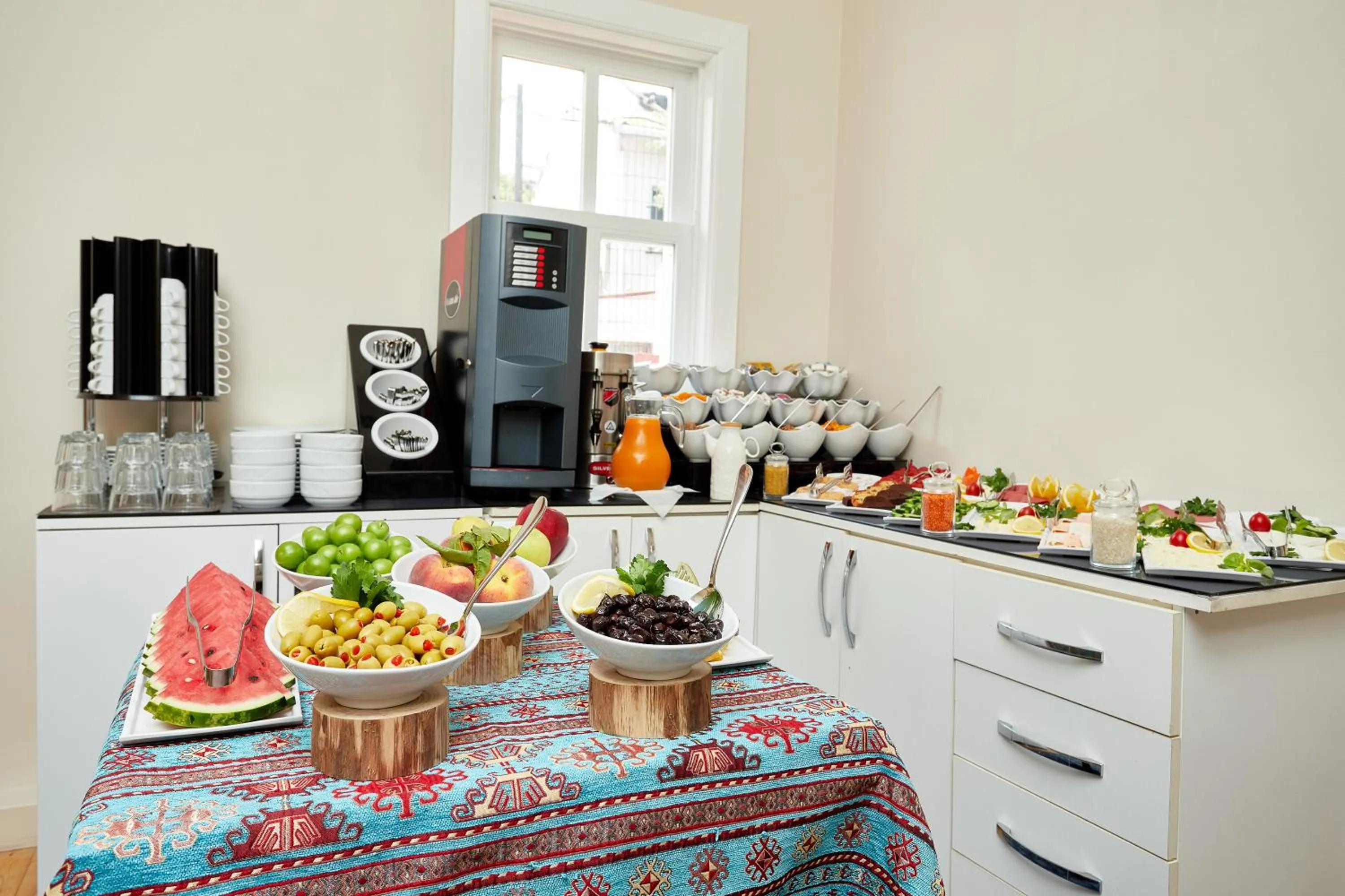 Buffet breakfast in Mataraci Konak