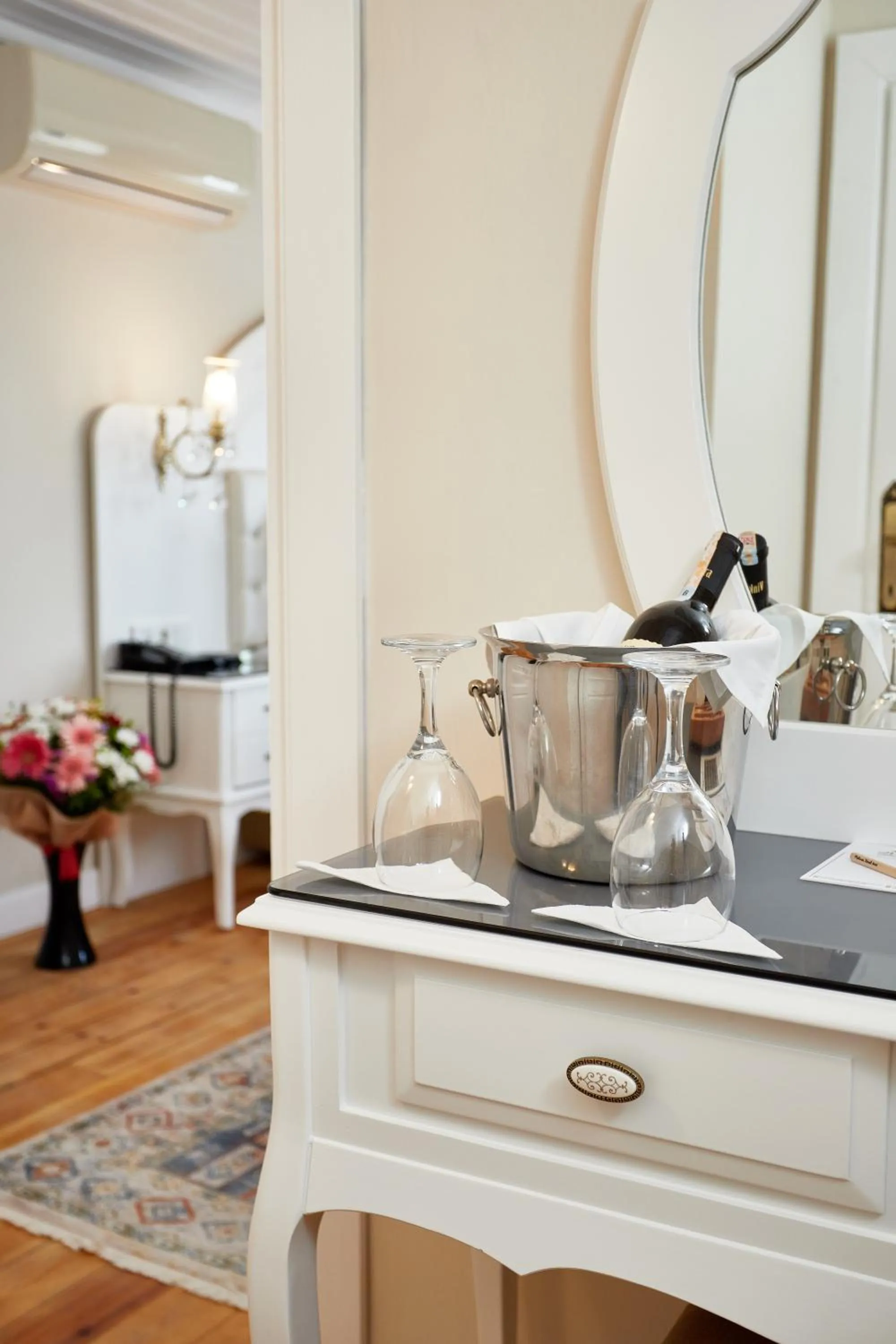 Massage in Mataraci Konak