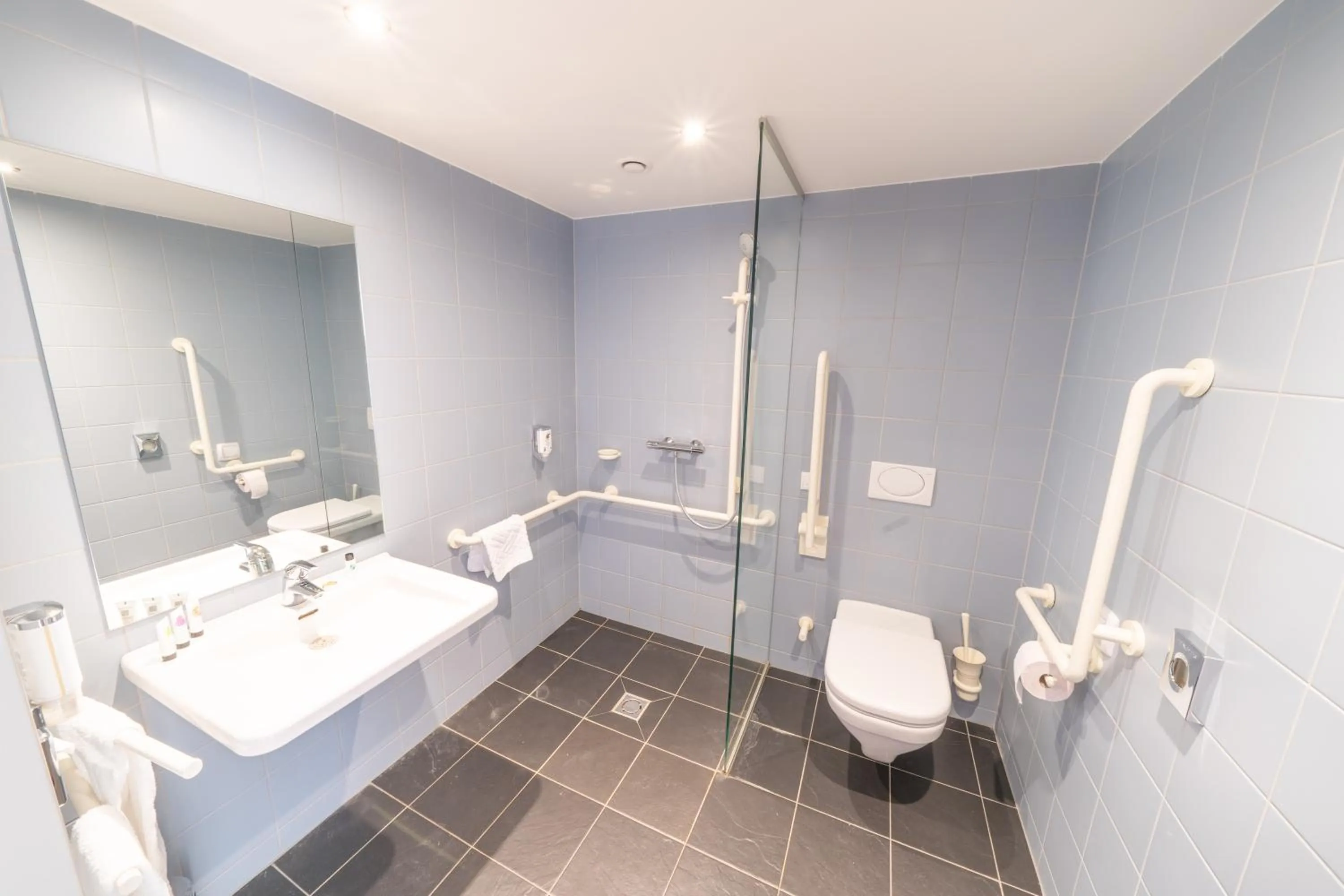 Bathroom in Hotel Orangerie