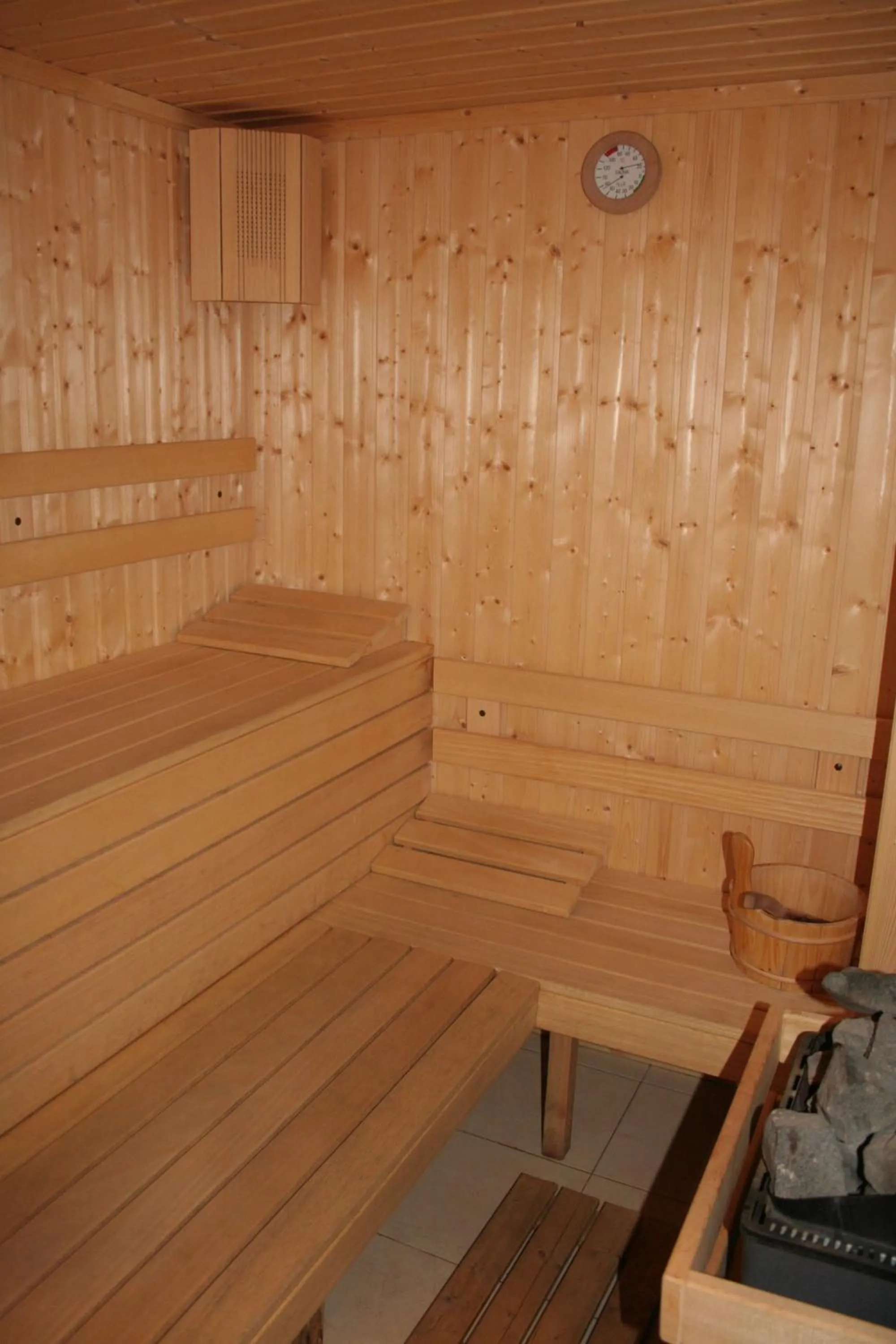 Spa and wellness centre/facilities in Aparthotel VRIS