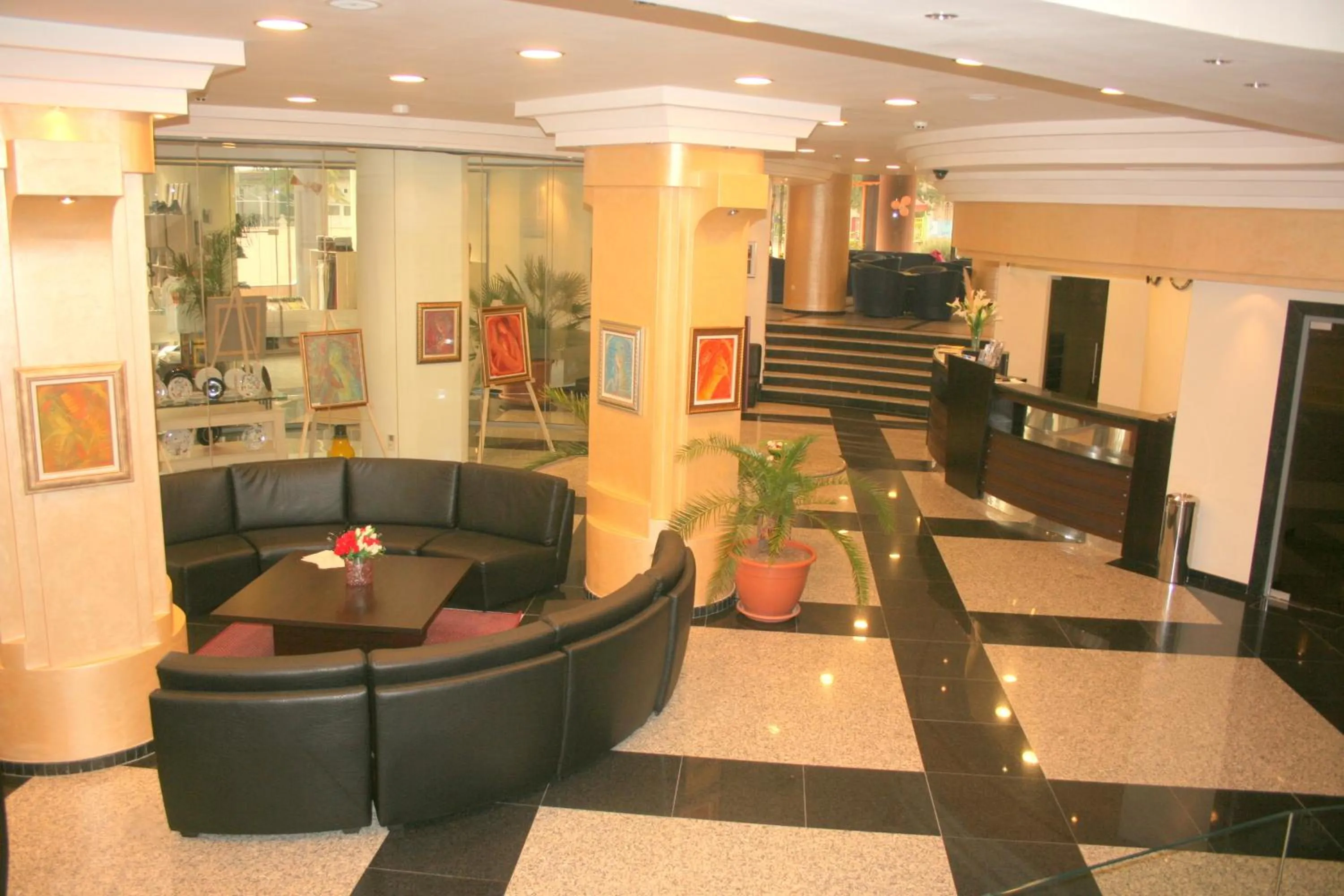 Lobby or reception in Aparthotel VRIS