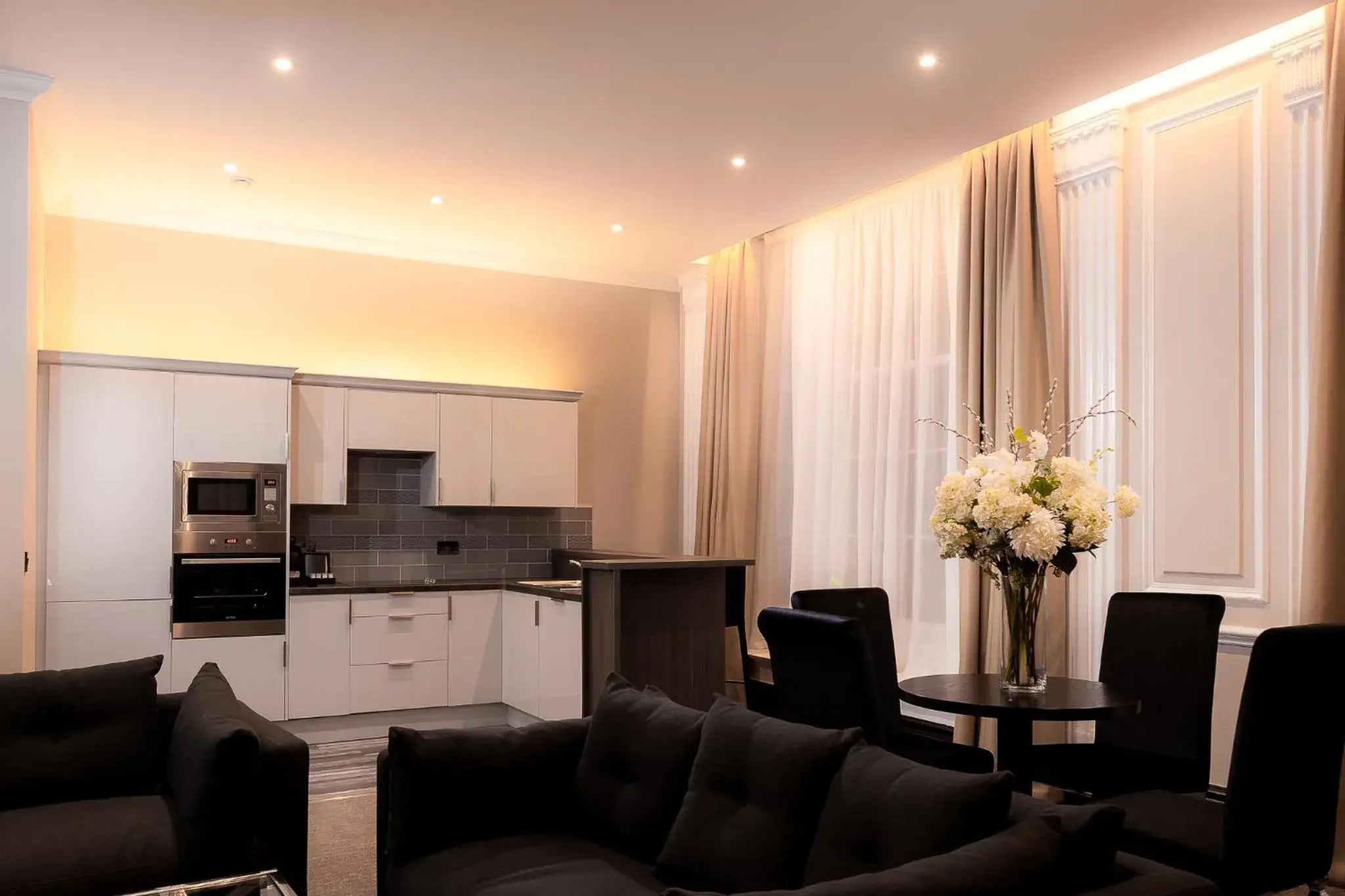 Two-Bedroom Deluxe Apartment in The County Aparthotel Two-Bedroom Deluxe Apartment in The County Aparthotel