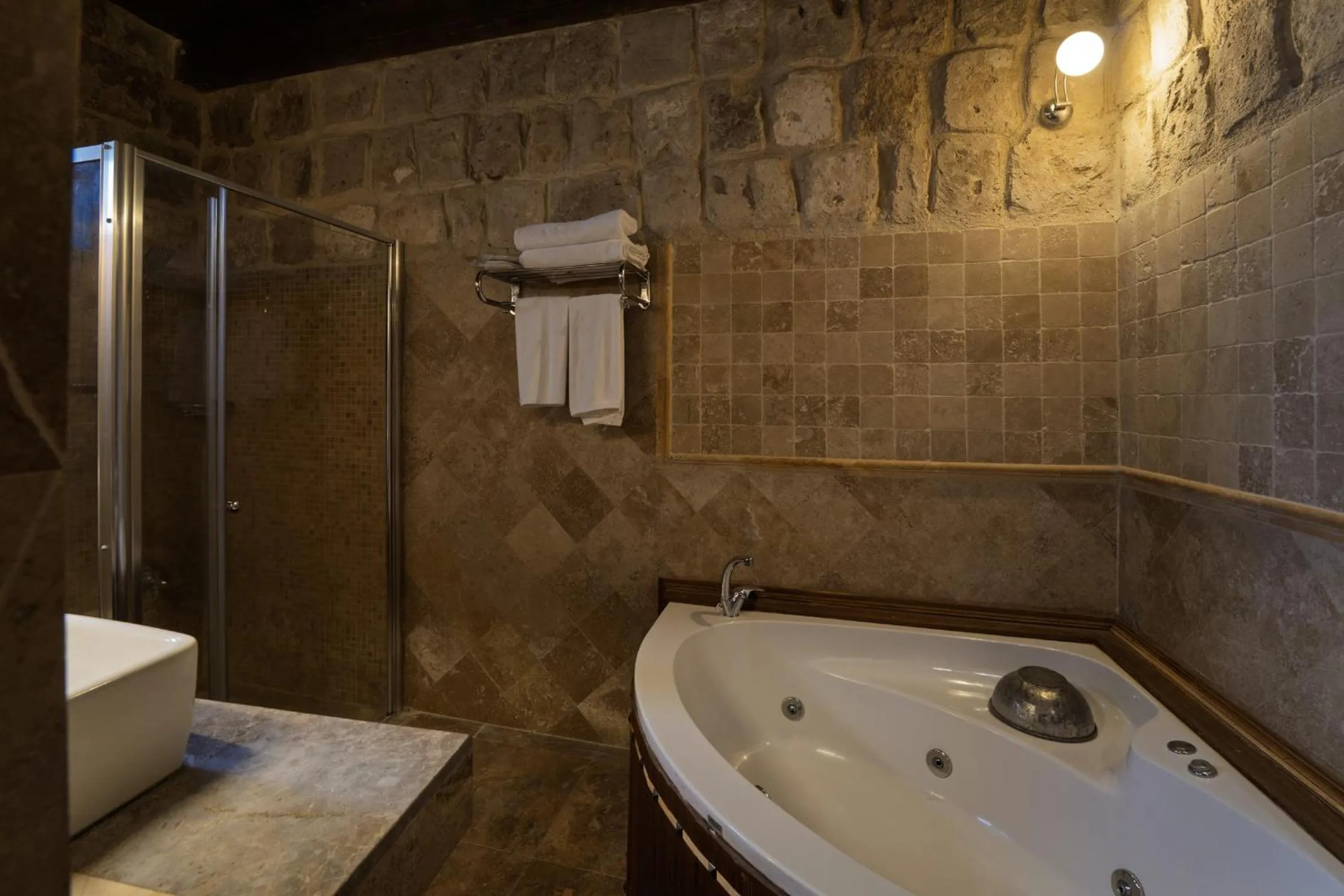 Shower in Grand Cave Suites